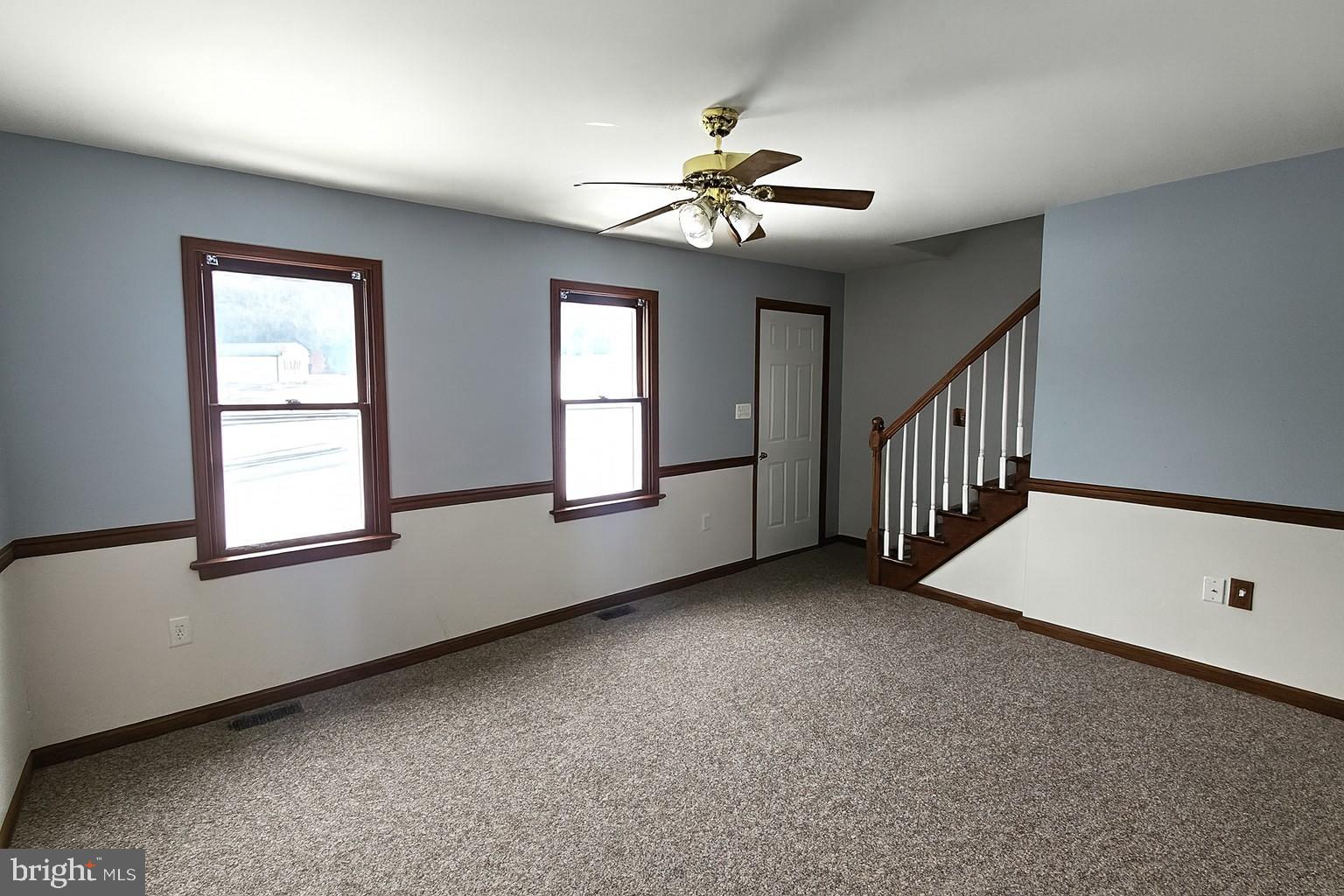 725 LAUREL VIEW DRIVE