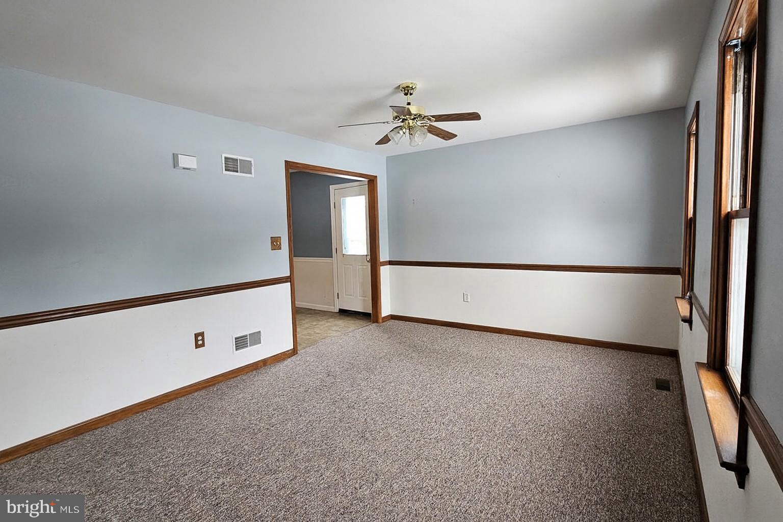 725 LAUREL VIEW DRIVE