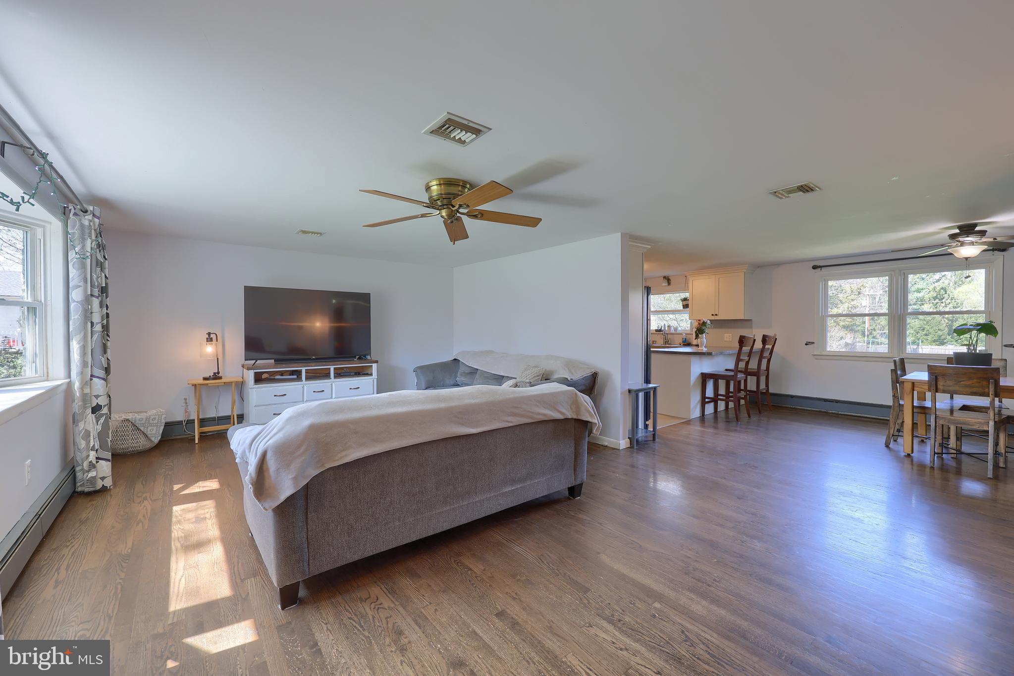 BLOOMINGDALE - Residential