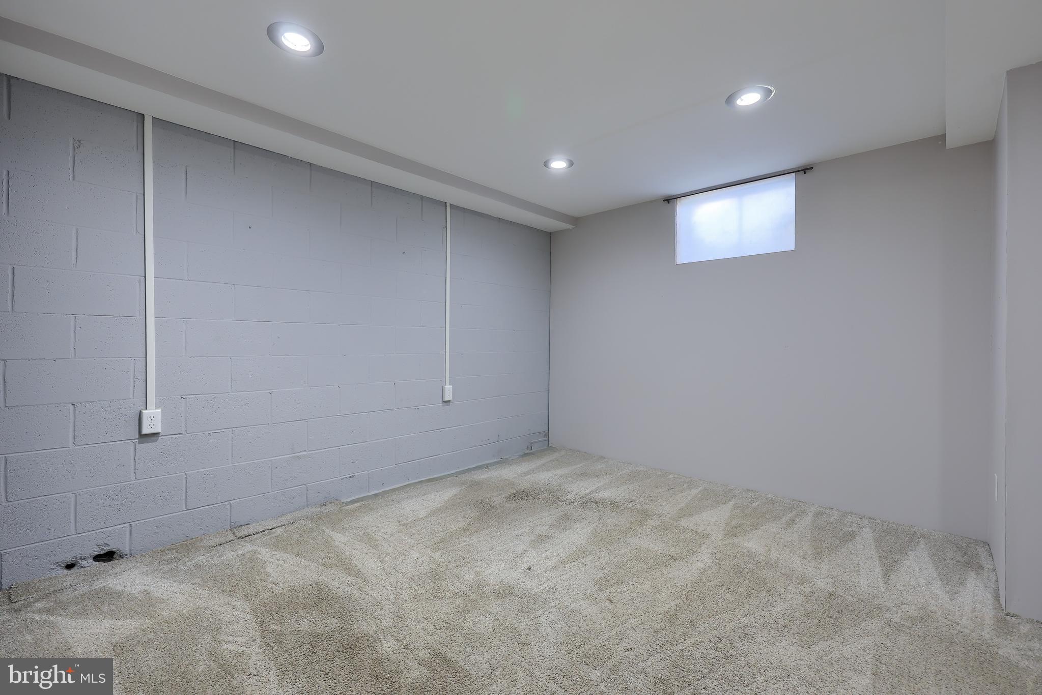 BLOOMINGDALE - Residential