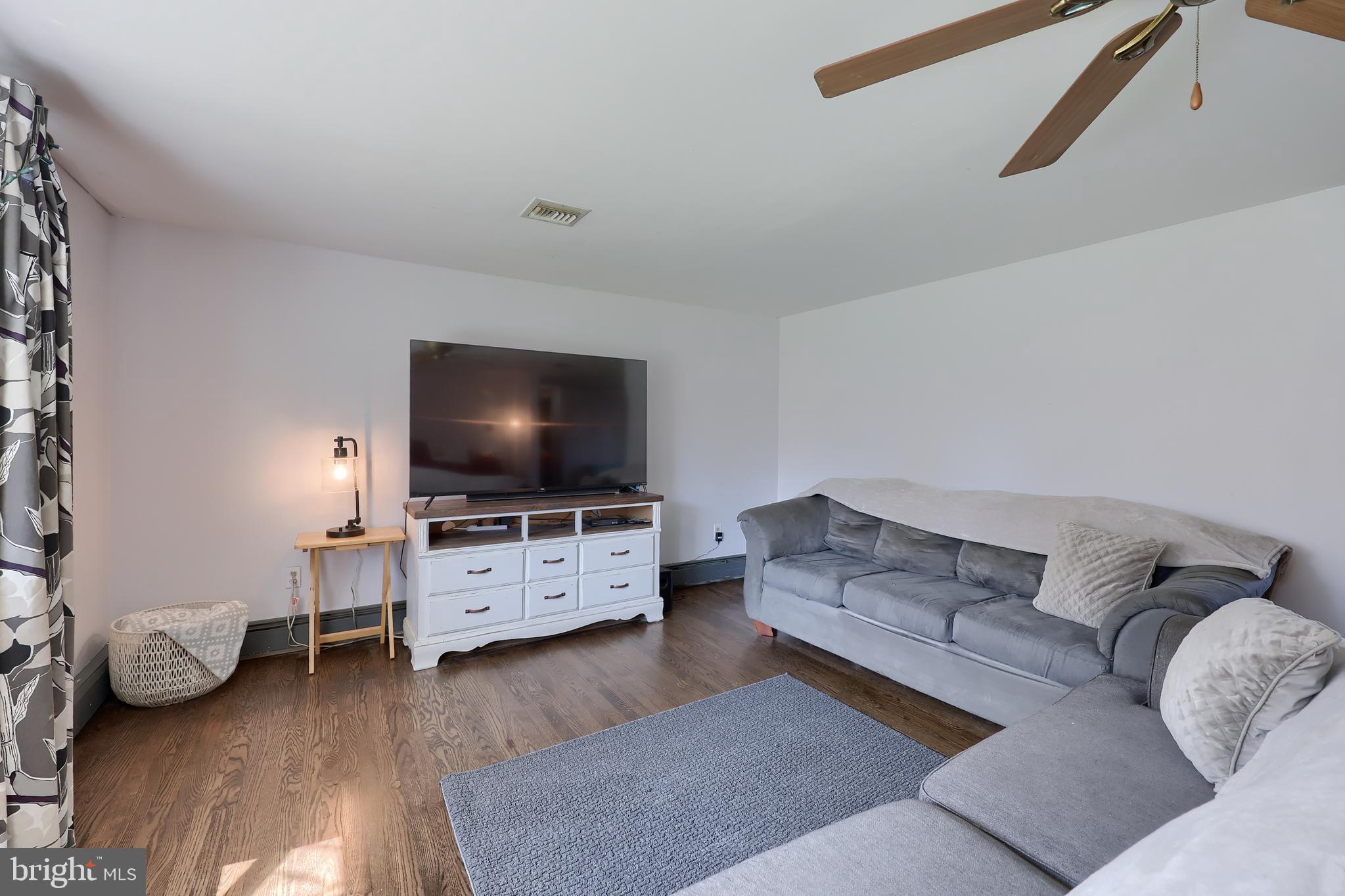 BLOOMINGDALE - Residential