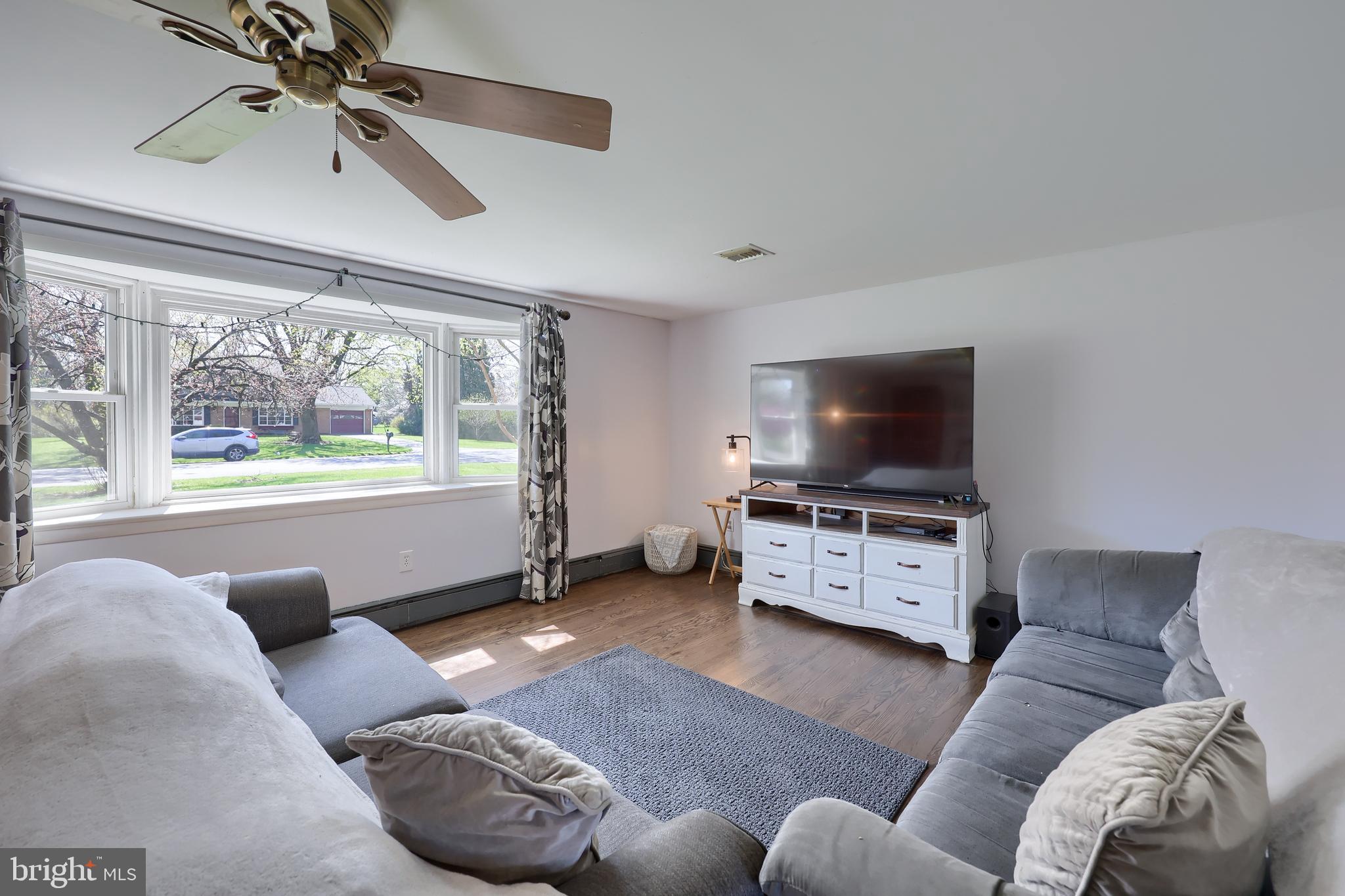 BLOOMINGDALE - Residential