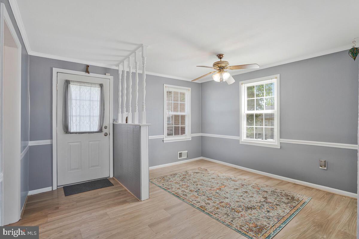 1223 FOX RUN PLACE