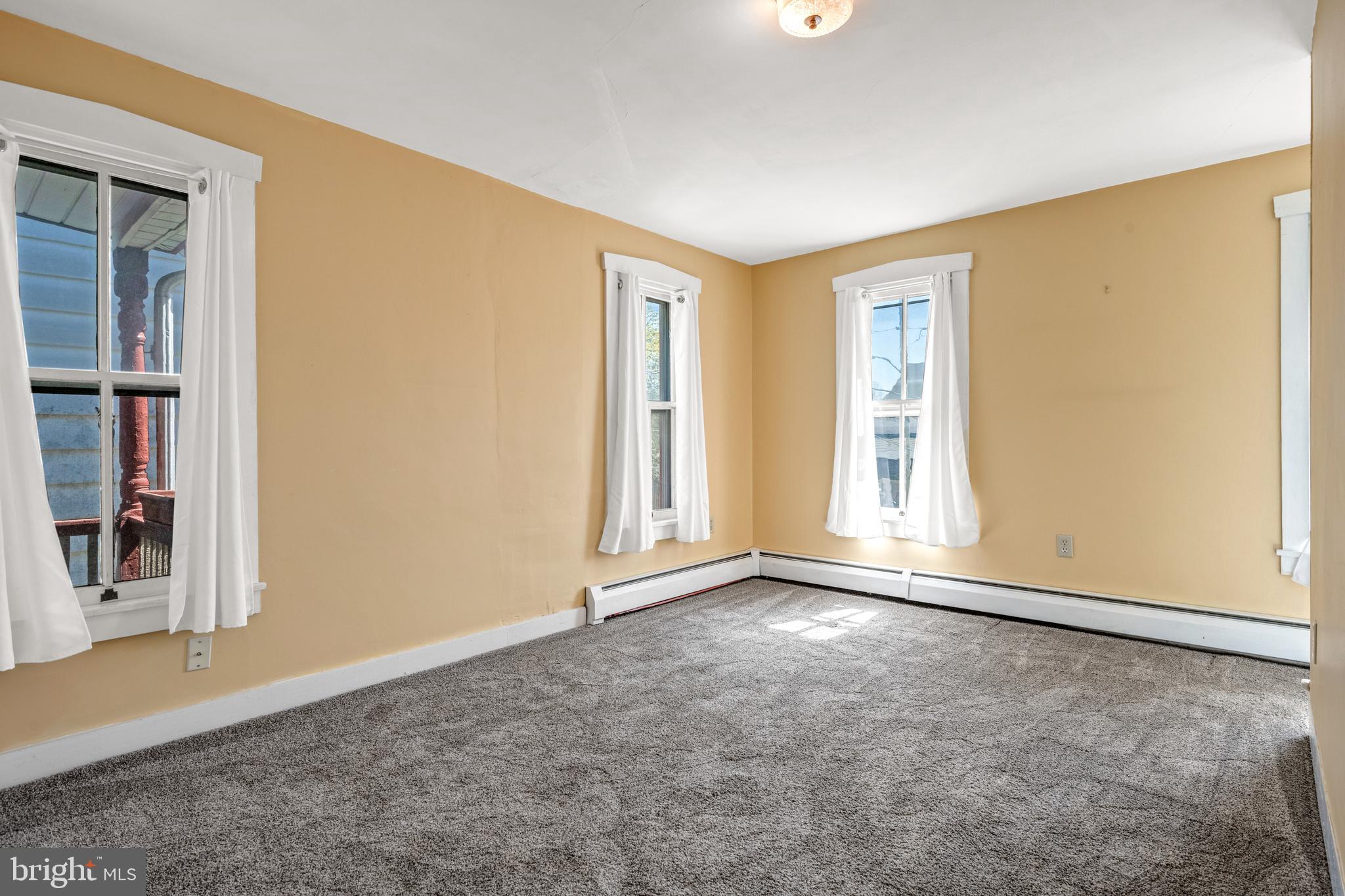 MANHEIM BOROUGH - Residential