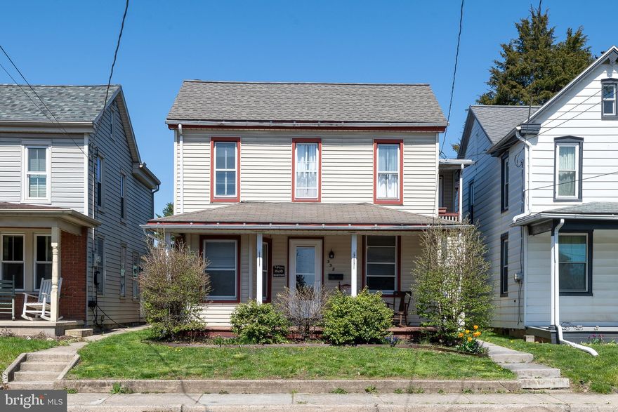 Charming traditional 2-story home in Manheim Boro with 3 to 4 bedrooms, 2 full baths, and over 1,700 sq. ft!  It's got fresh paint and new carpet in some of the bedrooms upstairs.  Partially fenced backyard  and an over-sized 1 car detached garage complete with electric and garage opener along with 2 extra off-street parking spaces.  You'll love the efficient gas heat and a newer main roof.  First floor is ideal with a large kitchen & dining area complete with all appliances, plus an option for 4th bedroom that has a walk-in closet and a first floor full bath with a tiled walk in shower.  On top of that there is a spacious 1st floor laundry/mudroom. Enjoy ample storage with 2 separate walk-up attics. Schedule your showing today, this home will not last long!