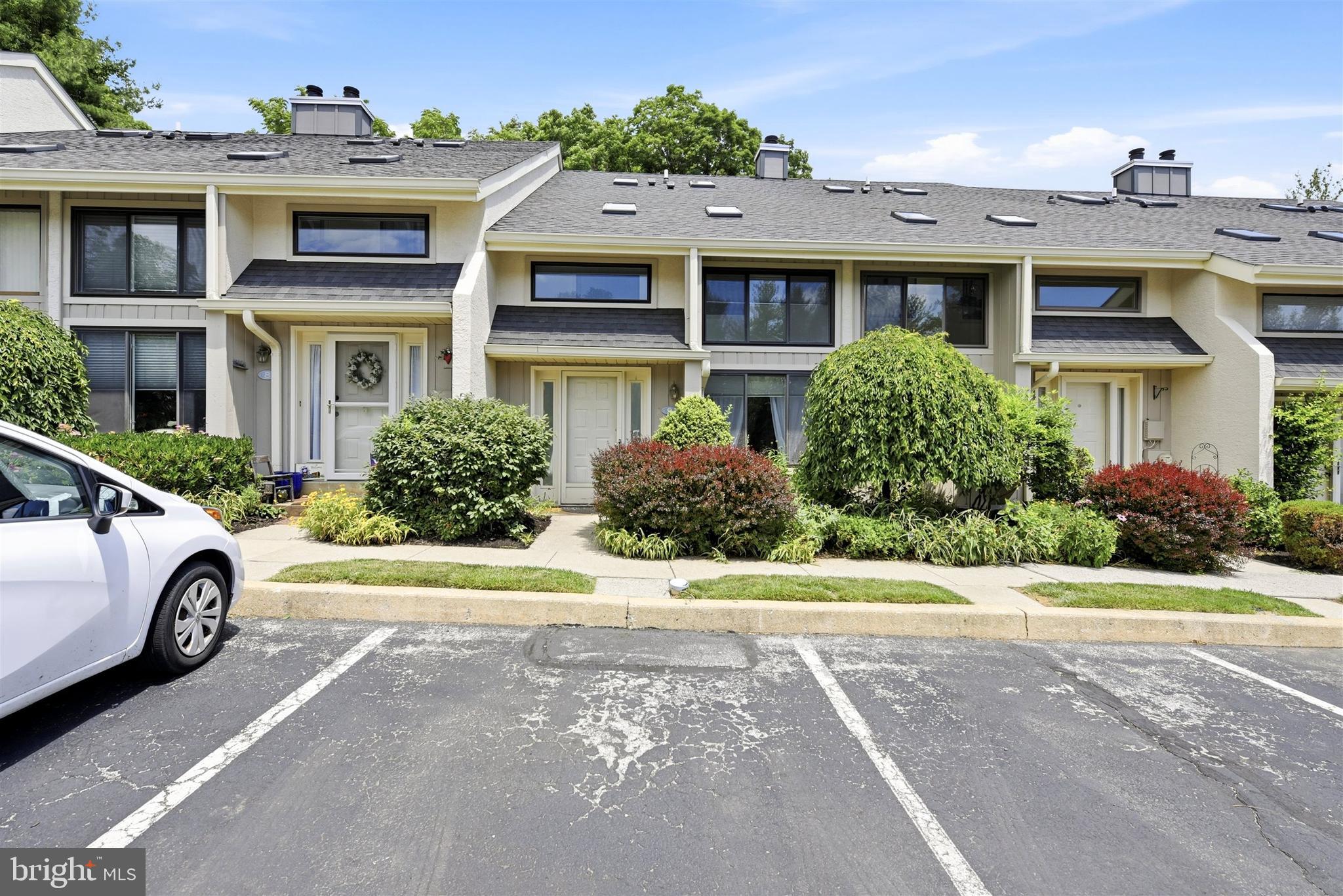 9 LANDMARK DRIVE