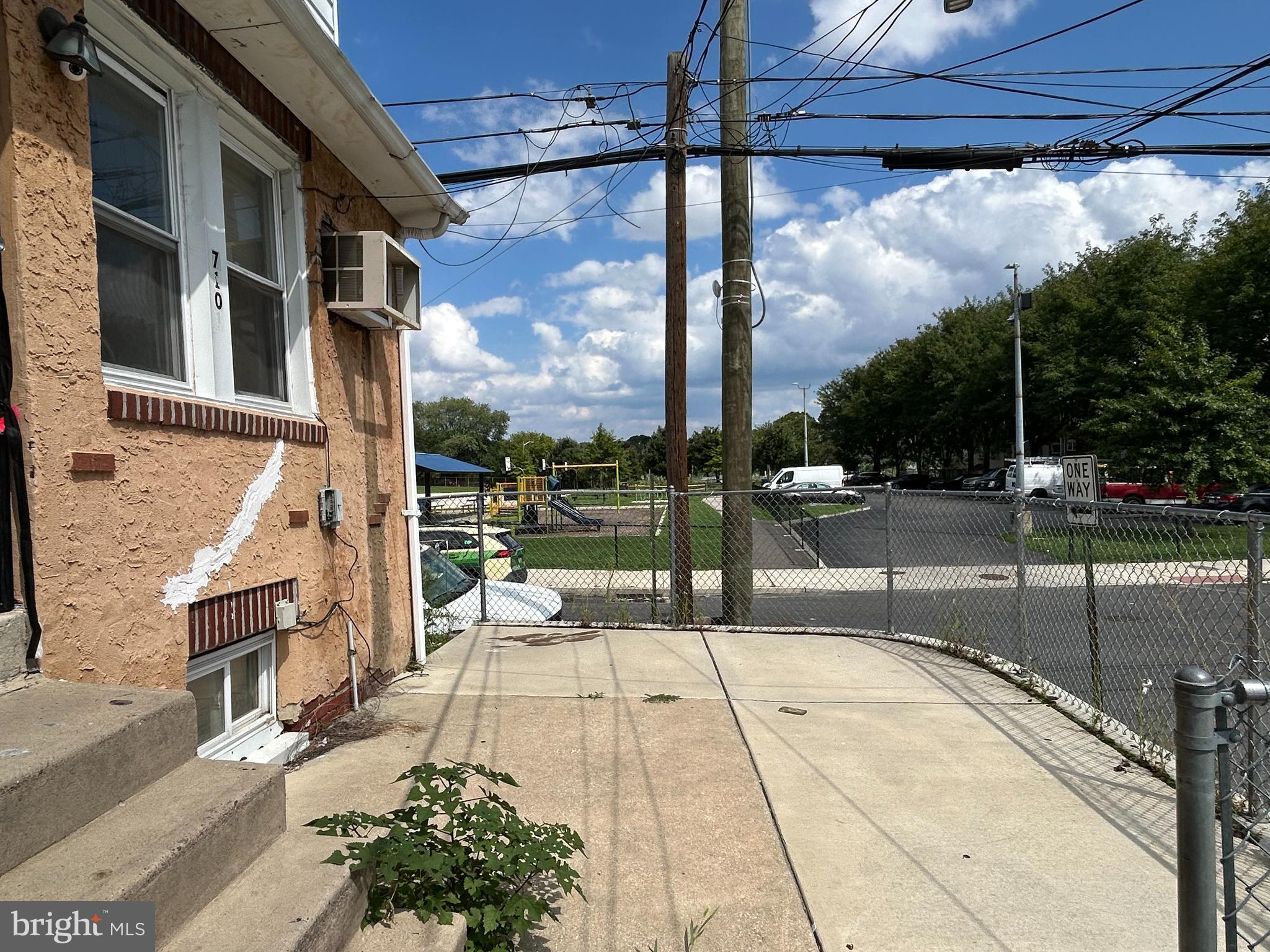 7101 SEAFORD ROAD