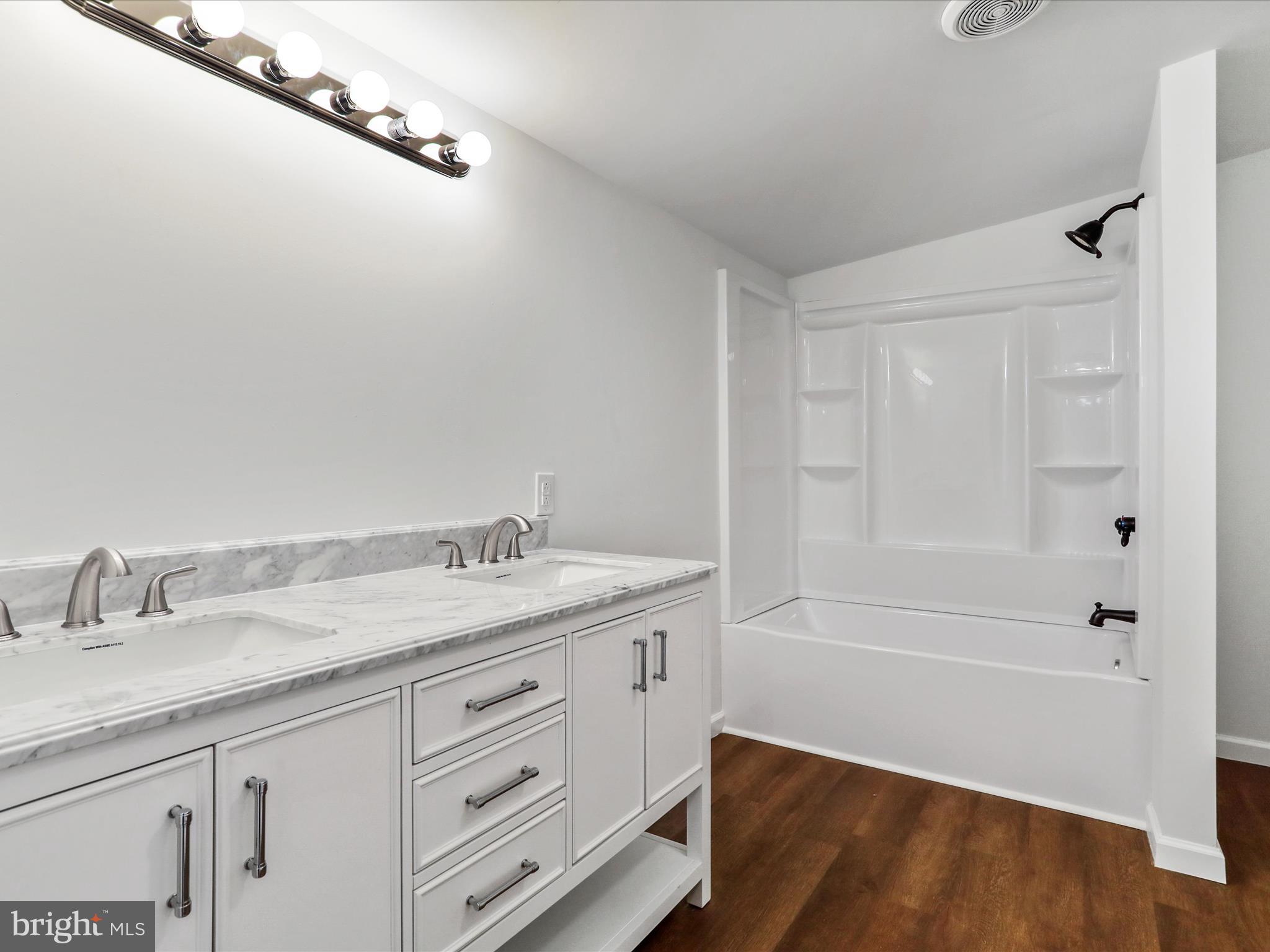 CABIN RUN DISTRICT - Residential