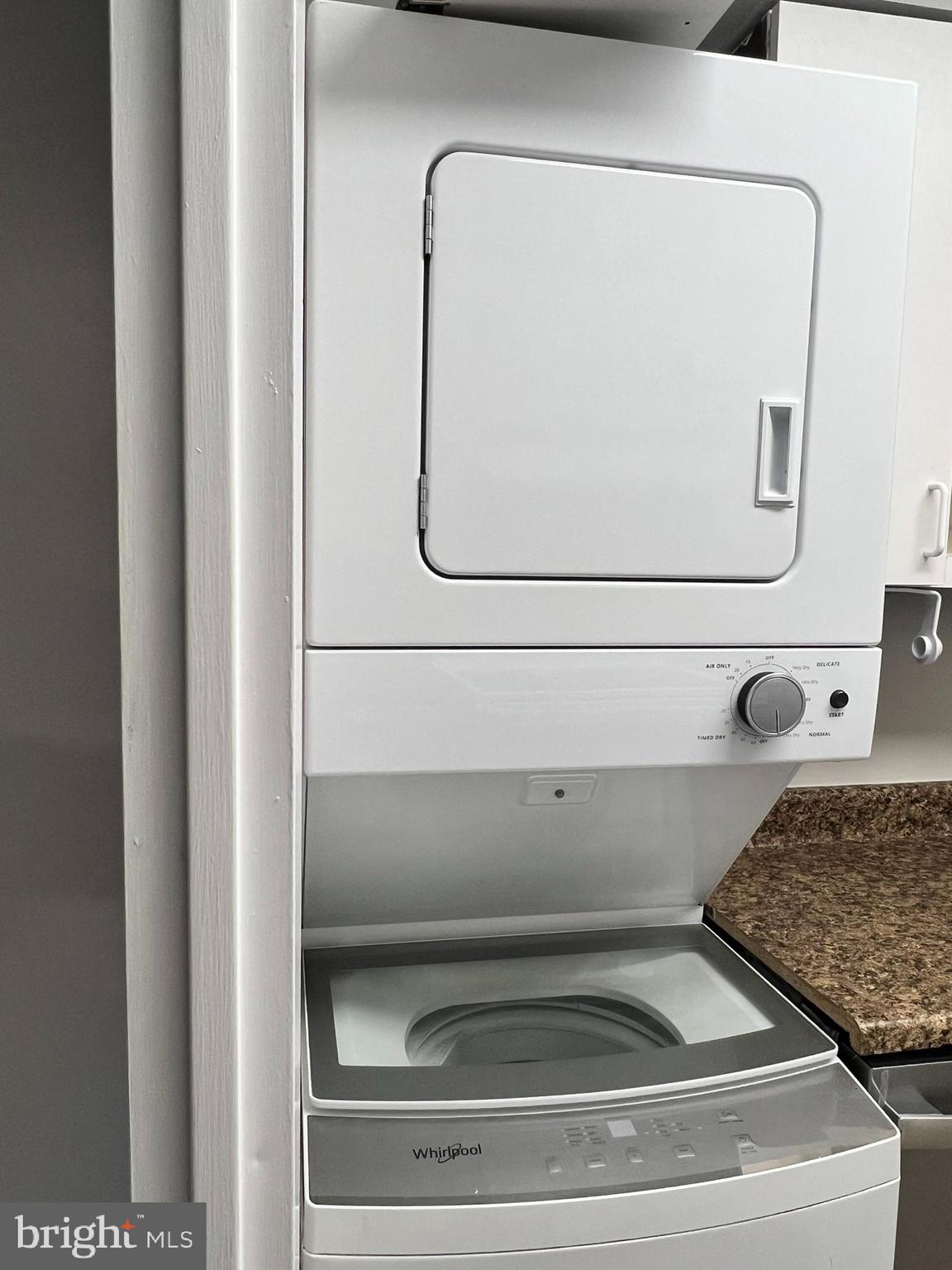 HUNTING RIDGE CONDOMINIUM - Residential Lease