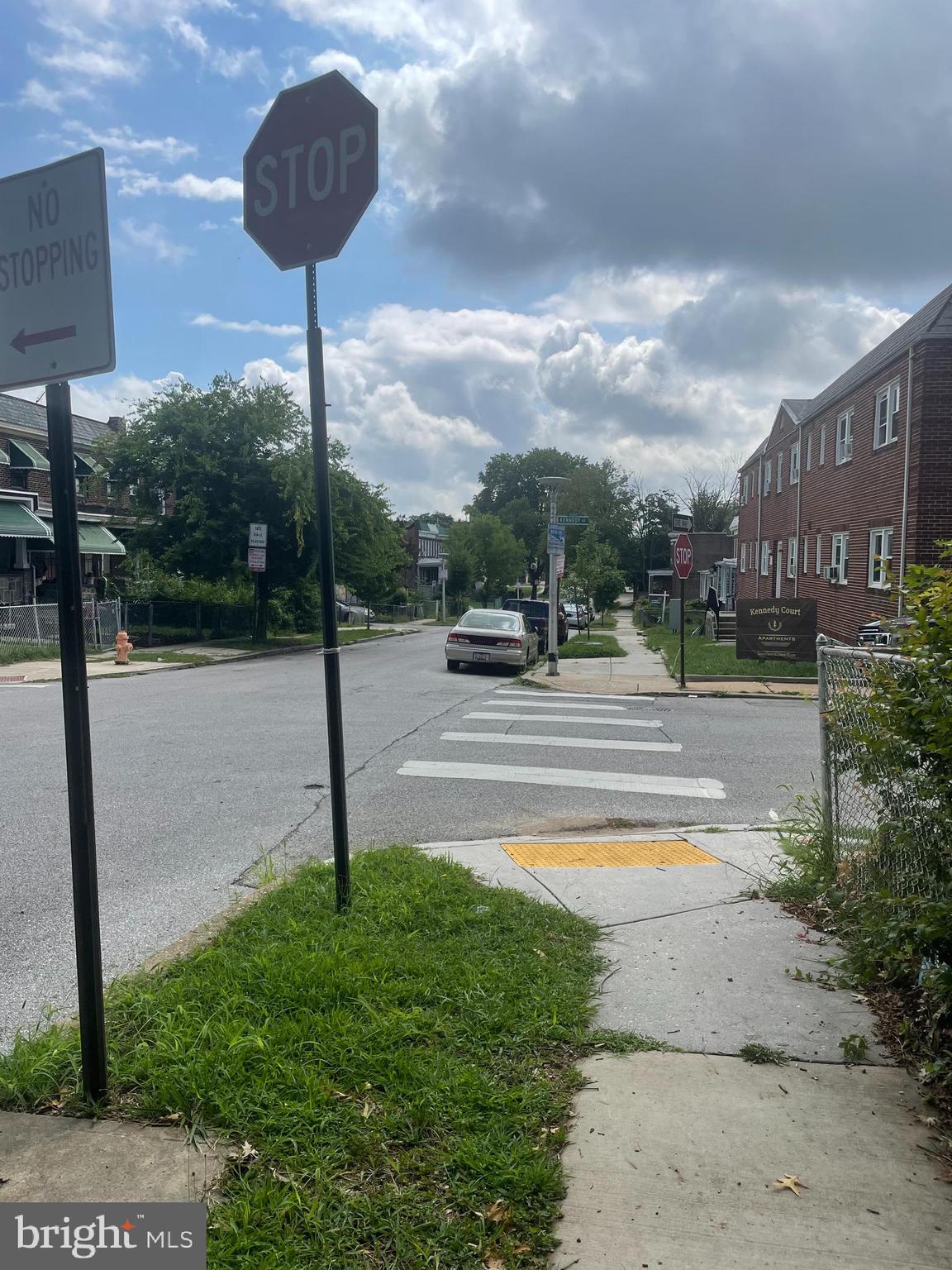 EAST BALTIMORE MIDWAY - Residential