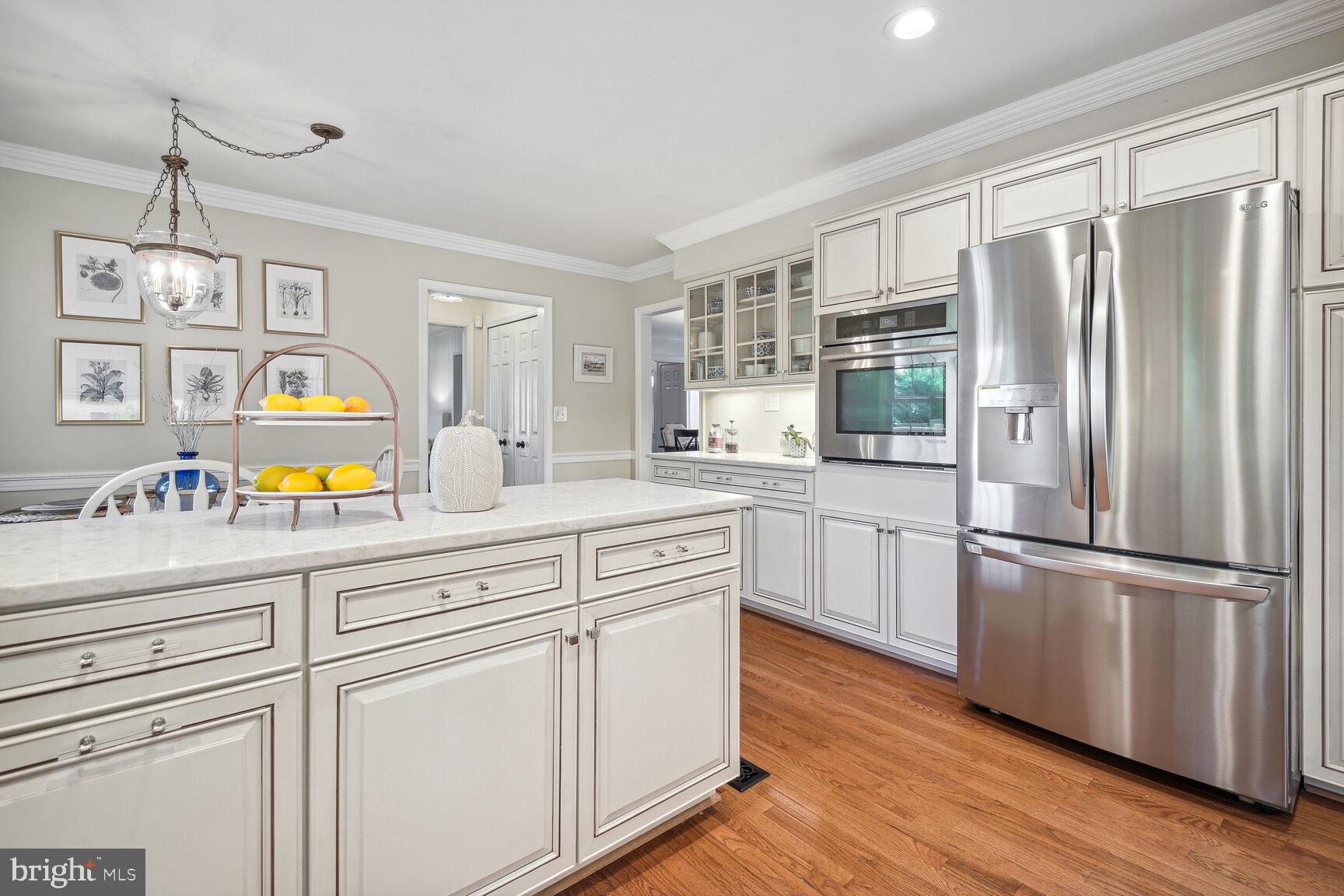 POTOMAC CHASE - Residential