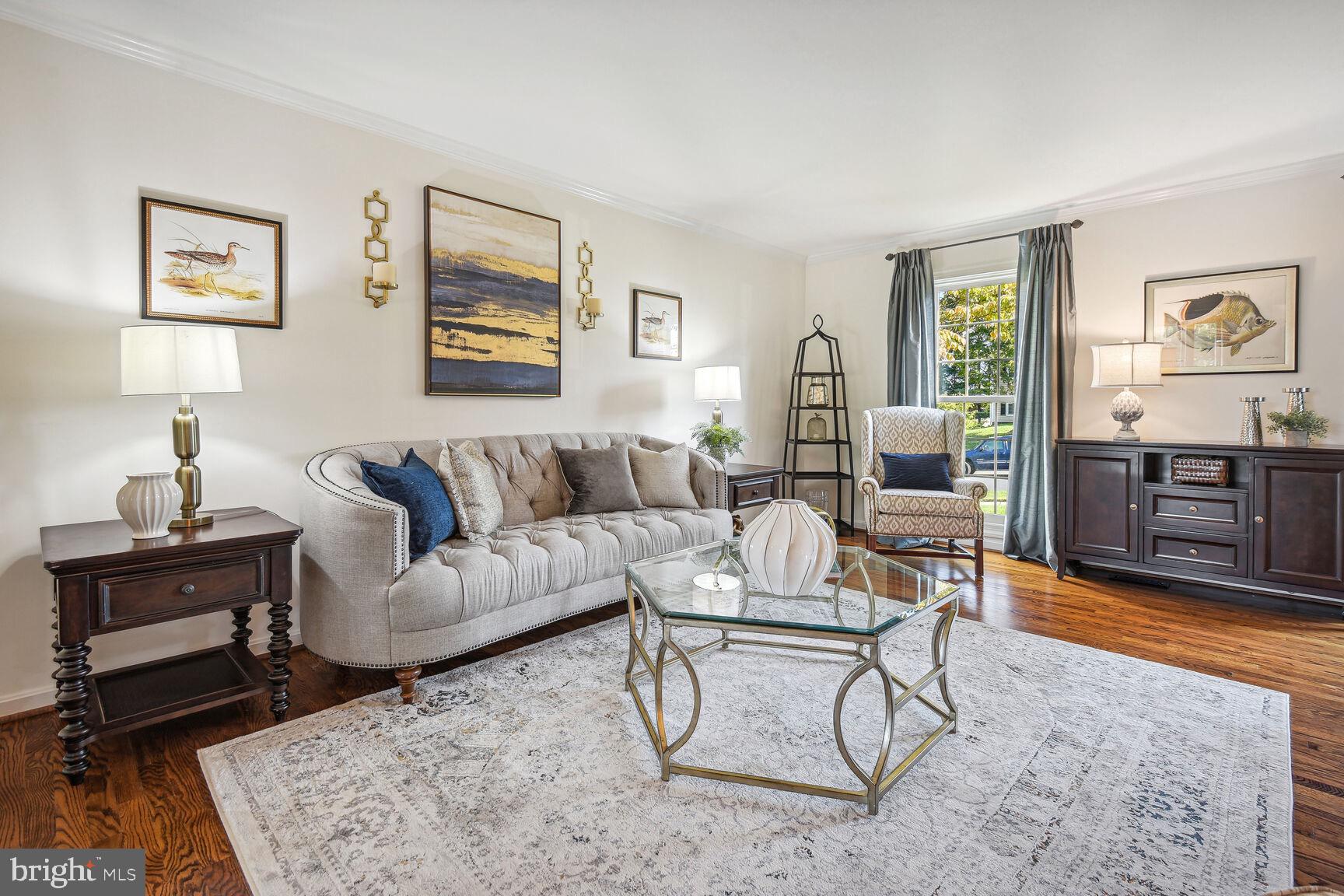 POTOMAC CHASE - Residential