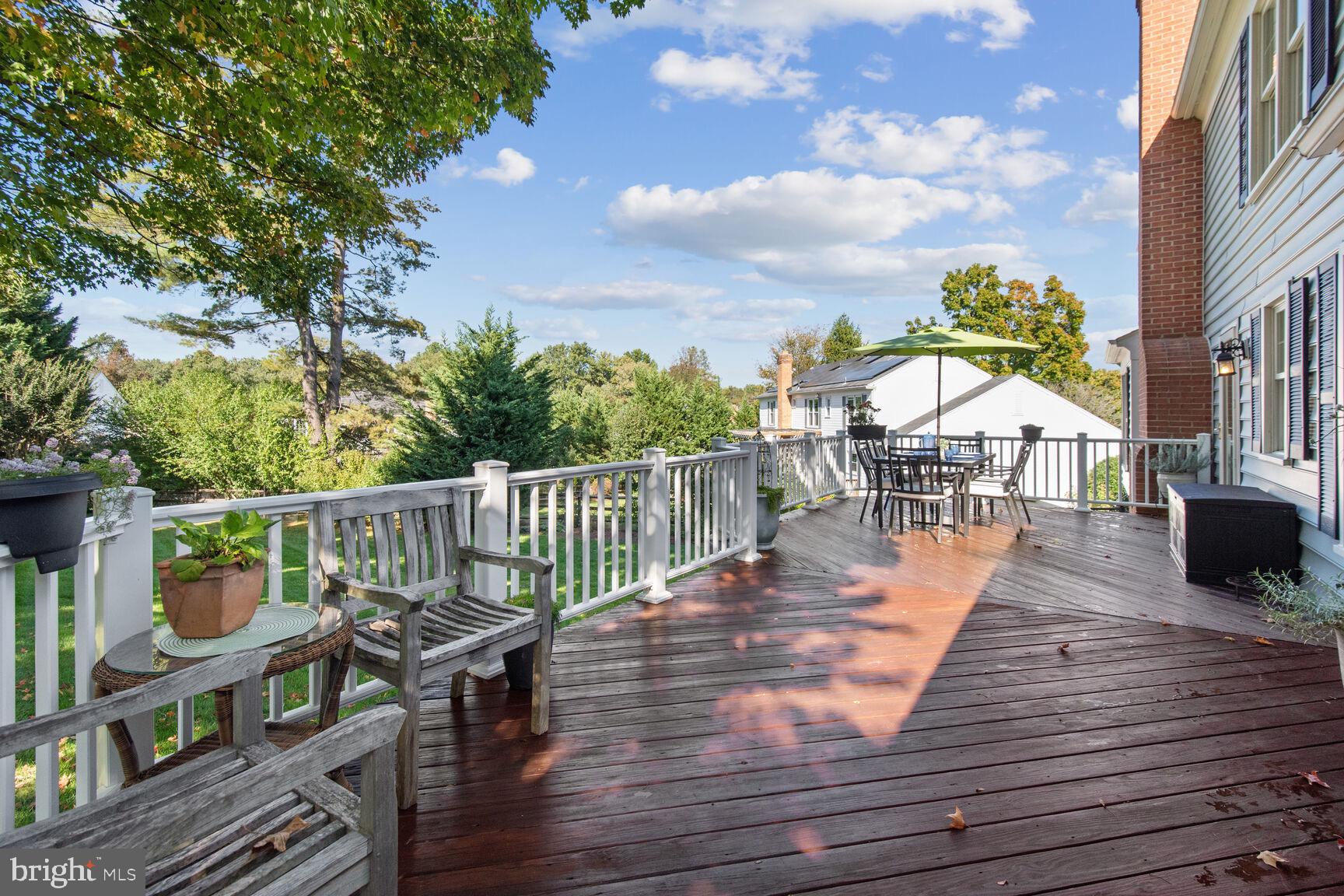 POTOMAC CHASE - Residential