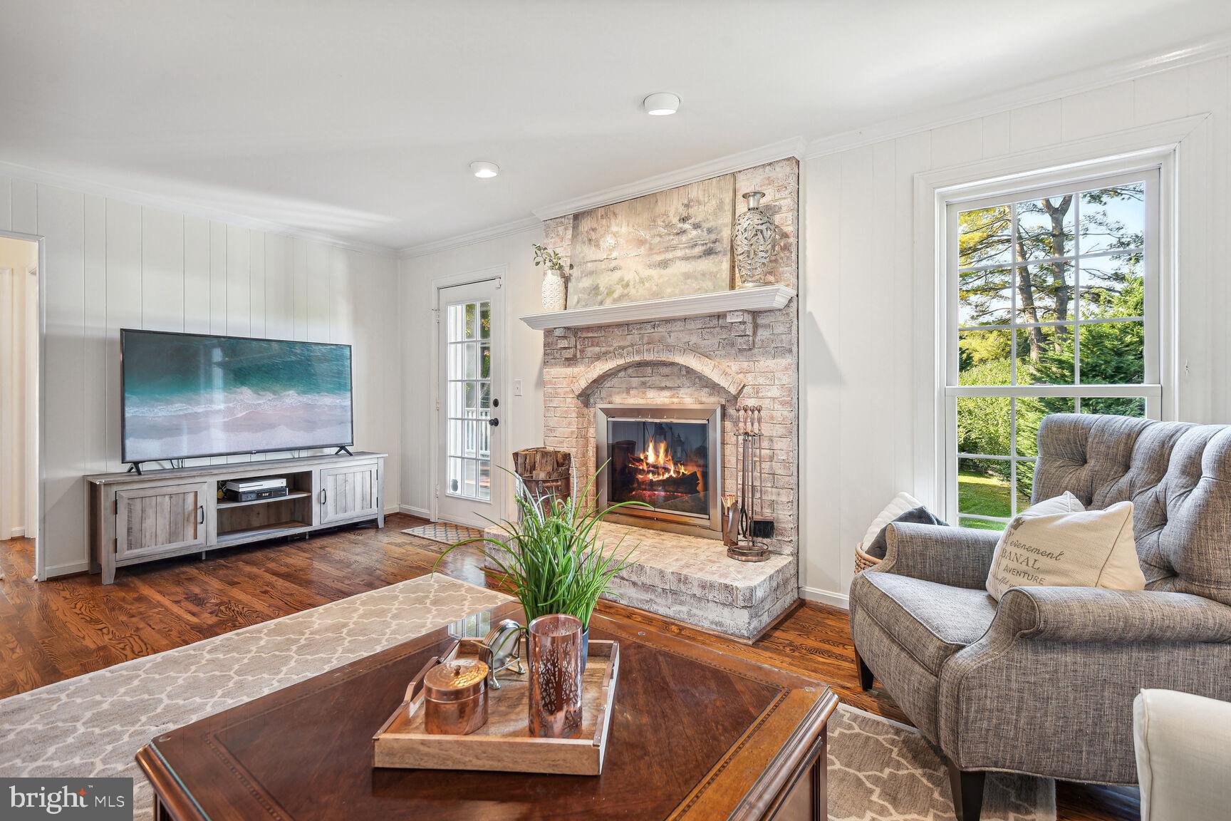 POTOMAC CHASE - Residential