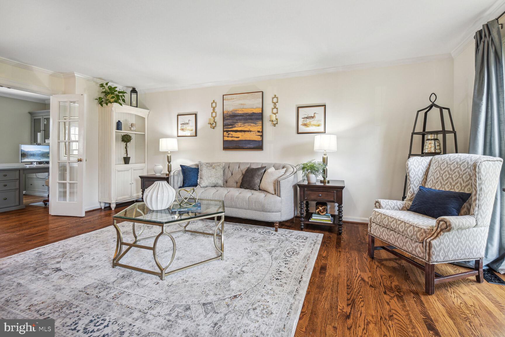 POTOMAC CHASE - Residential