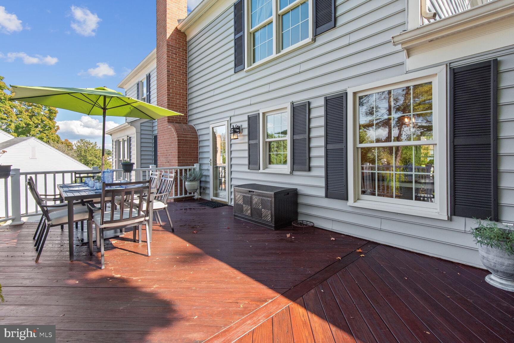 POTOMAC CHASE - Residential