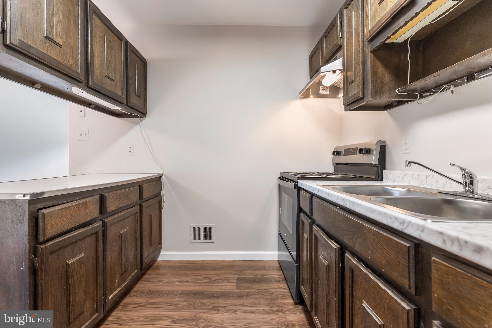 DALE CITY - Residential