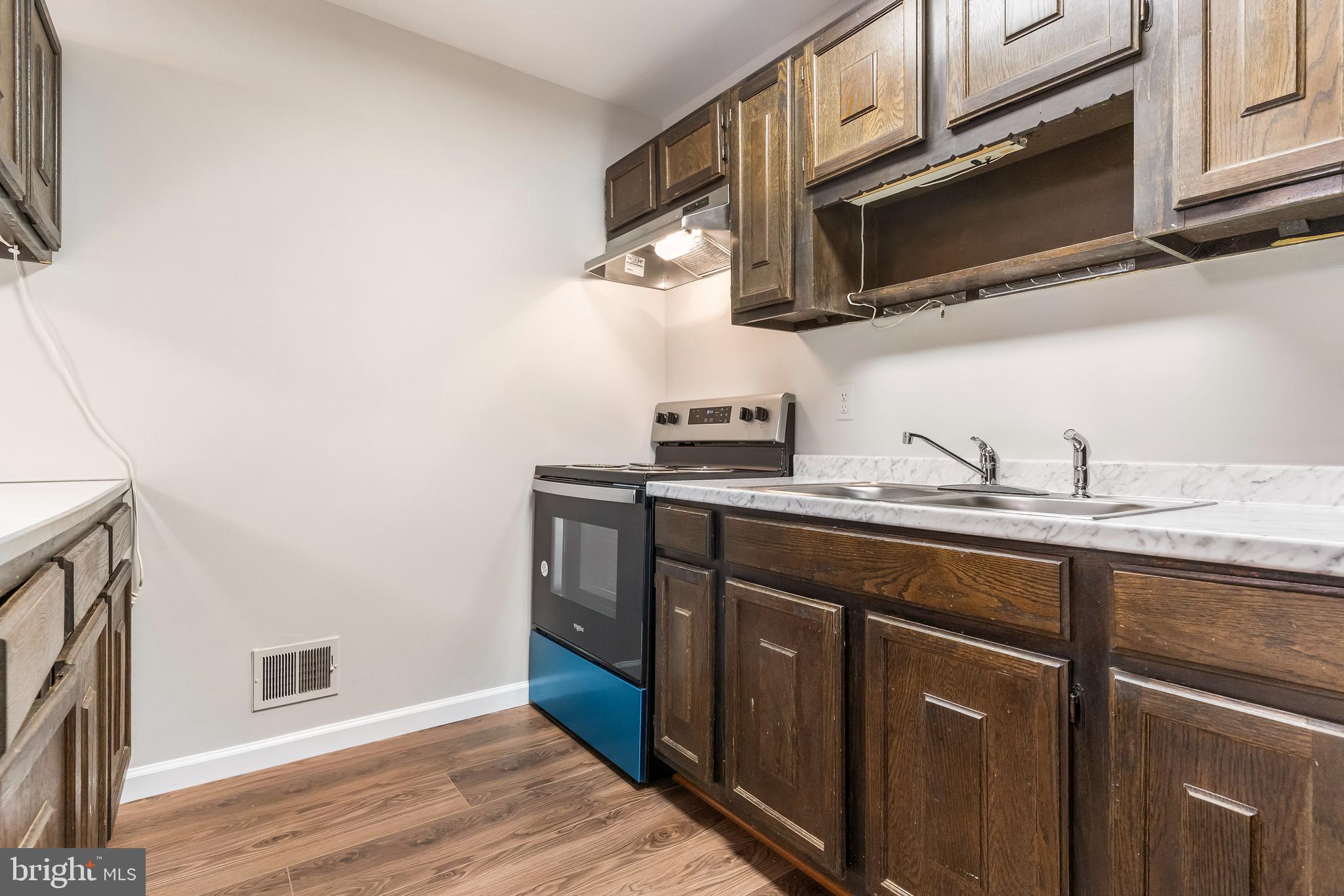 DALE CITY - Residential