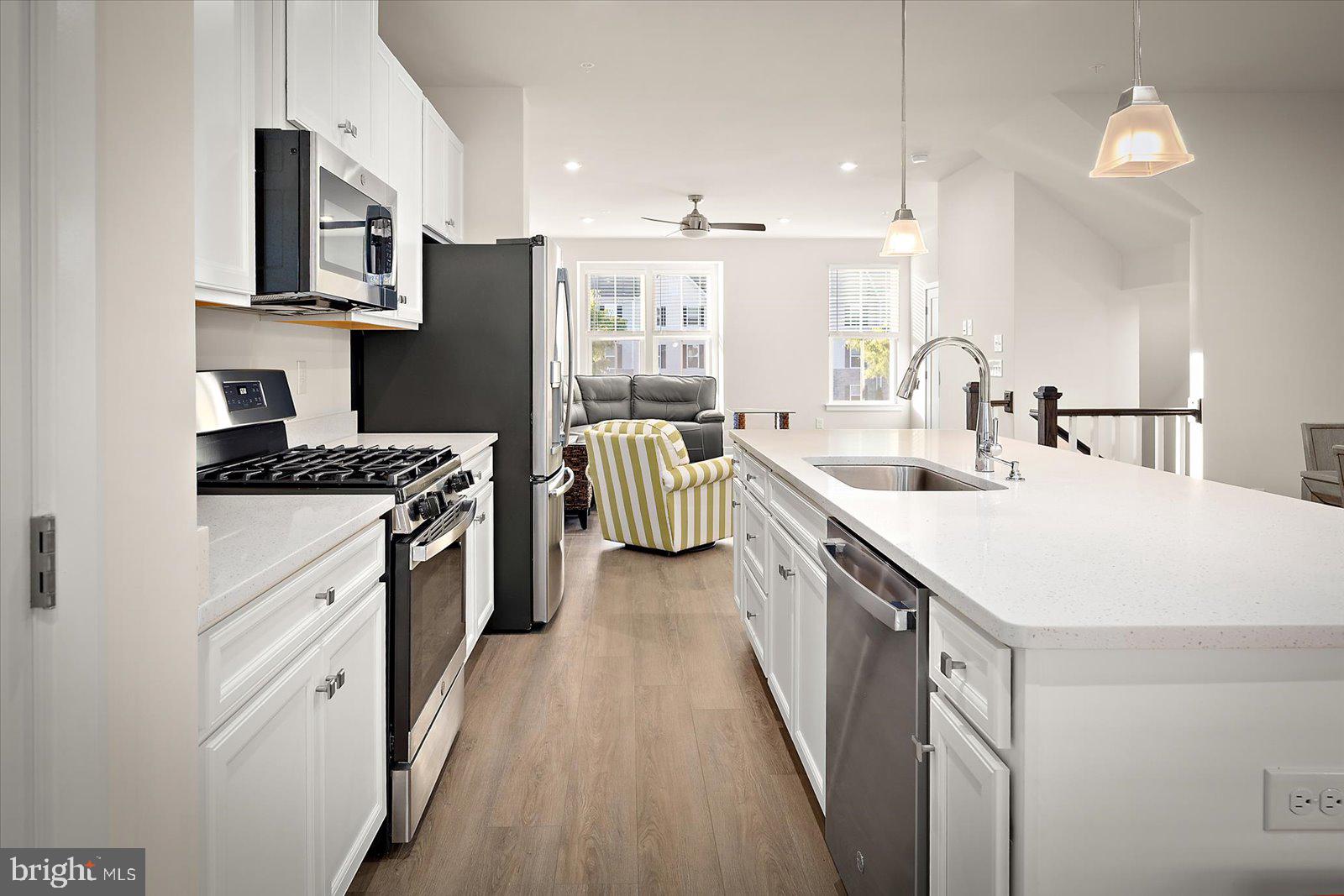 BAYSIDE - Residential