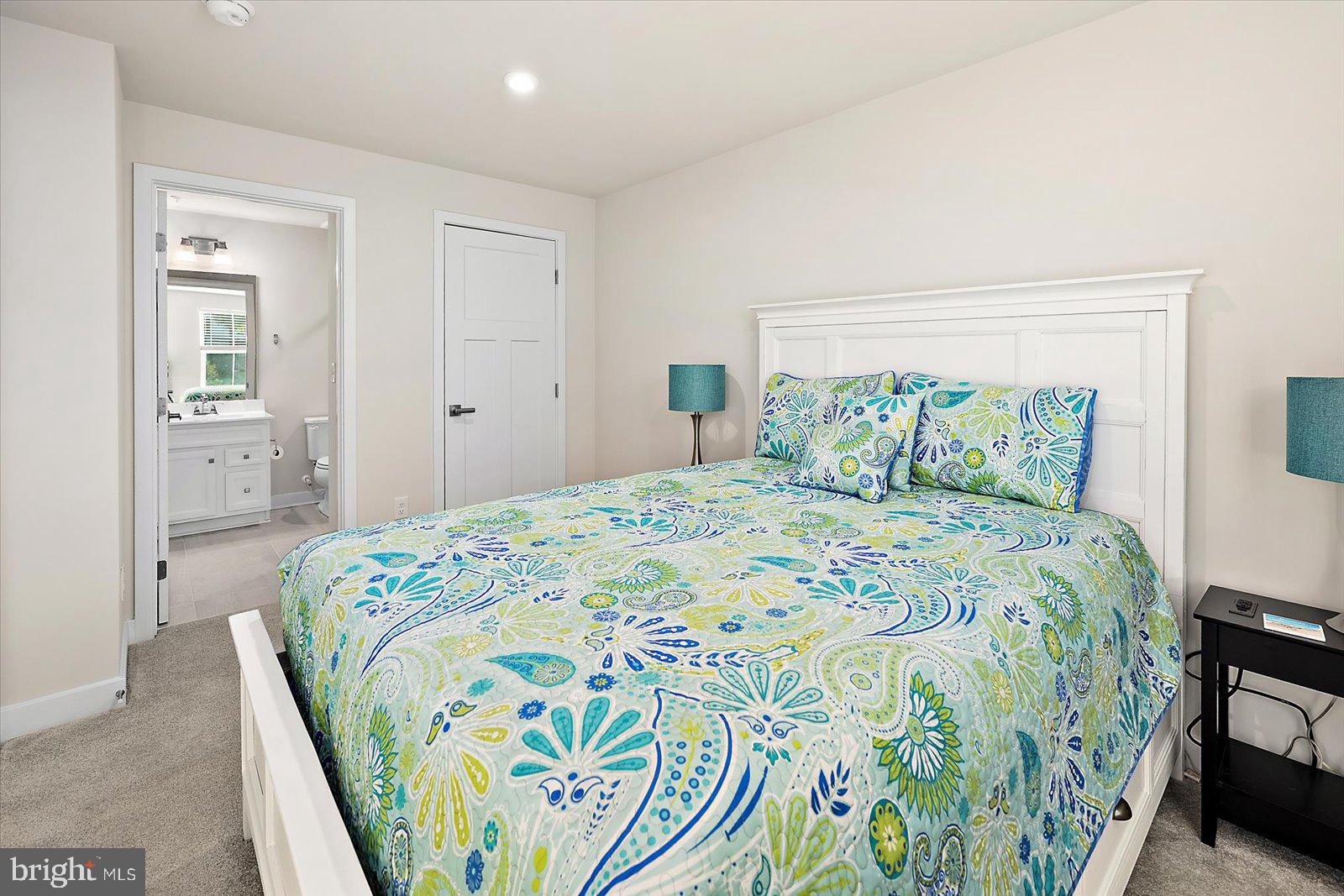 BAYSIDE - Residential