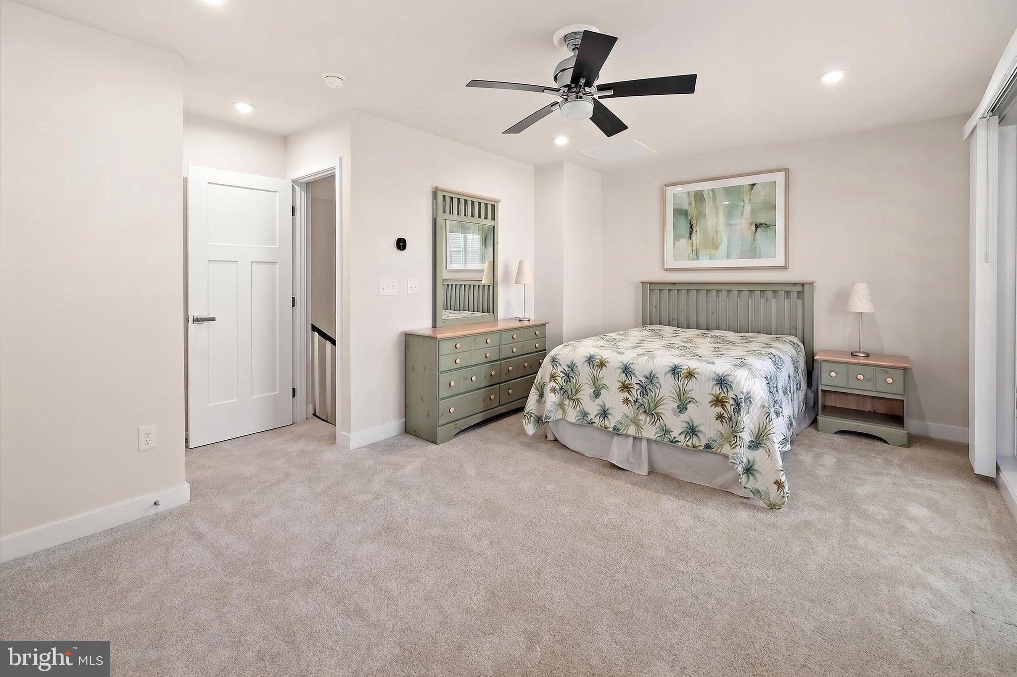 BAYSIDE - Residential