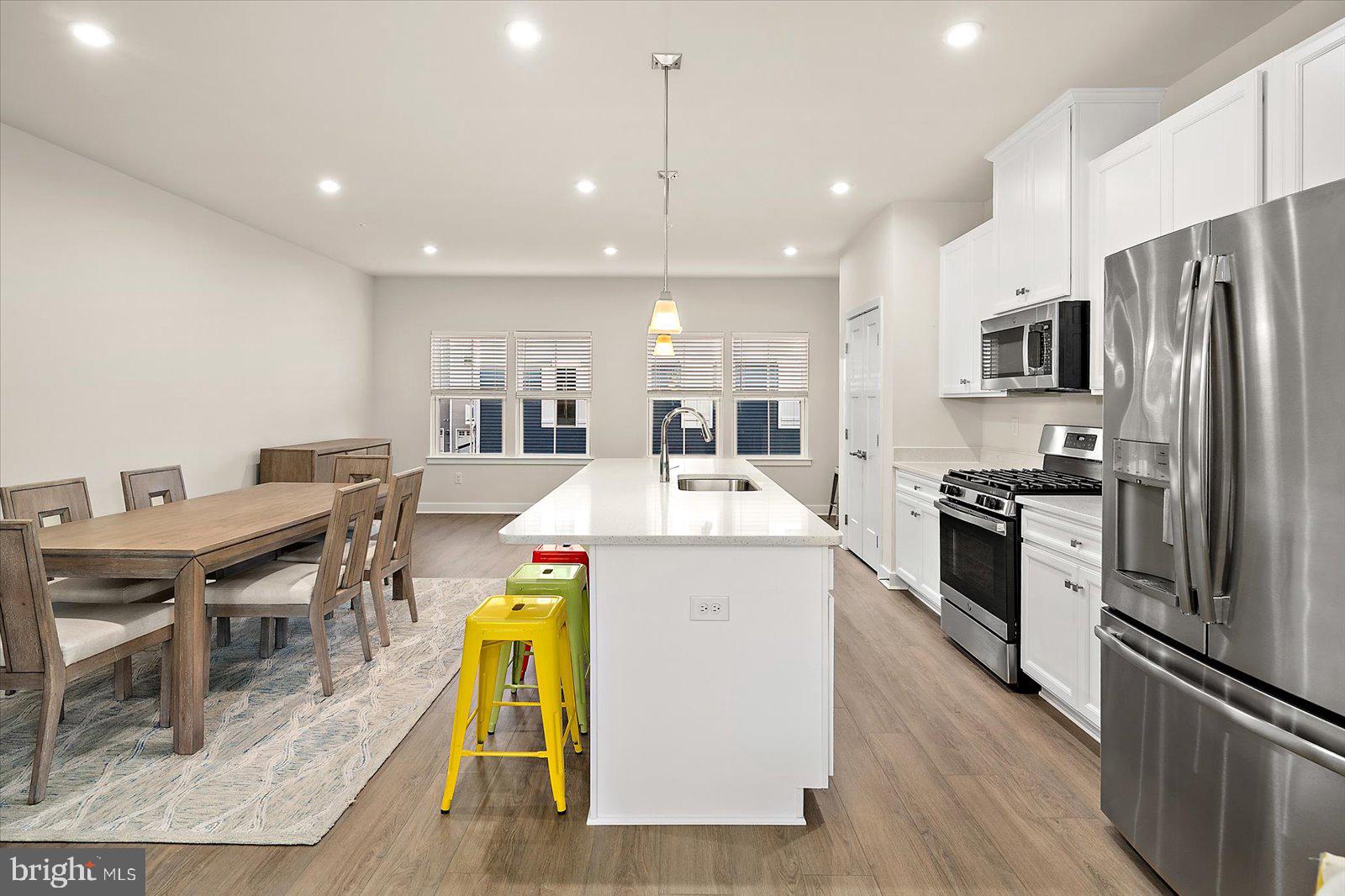 BAYSIDE - Residential