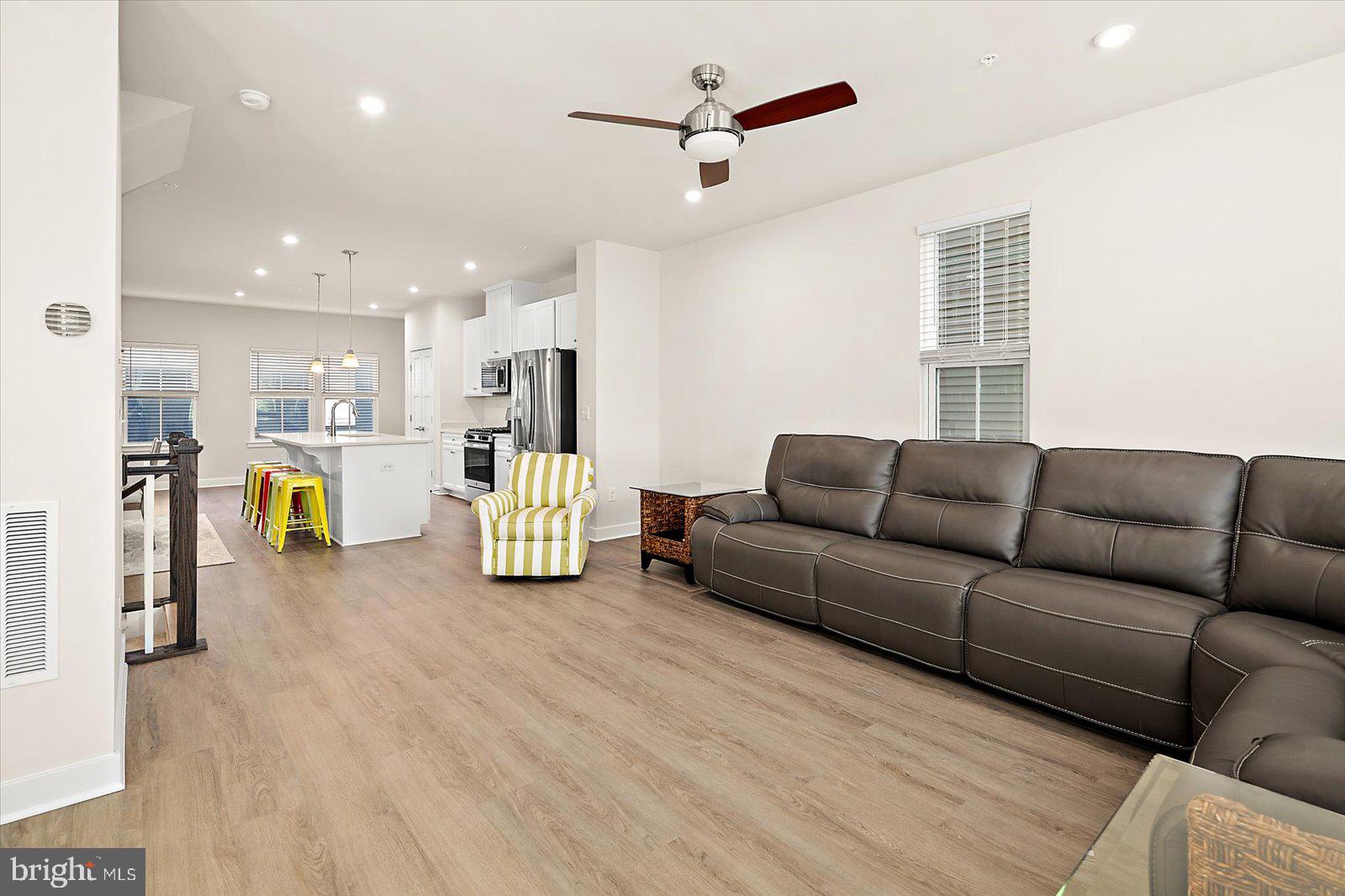 BAYSIDE - Residential