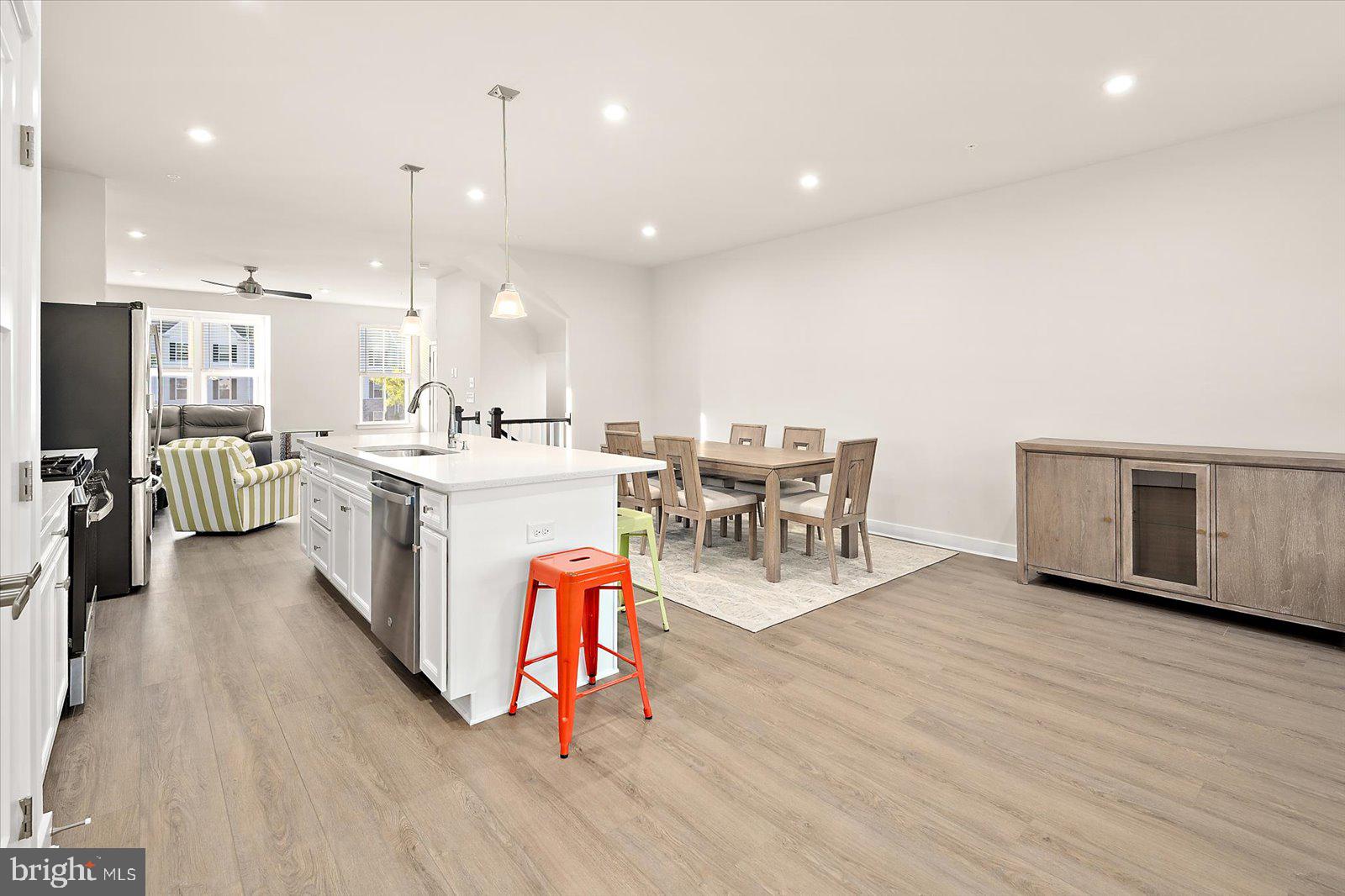 BAYSIDE - Residential