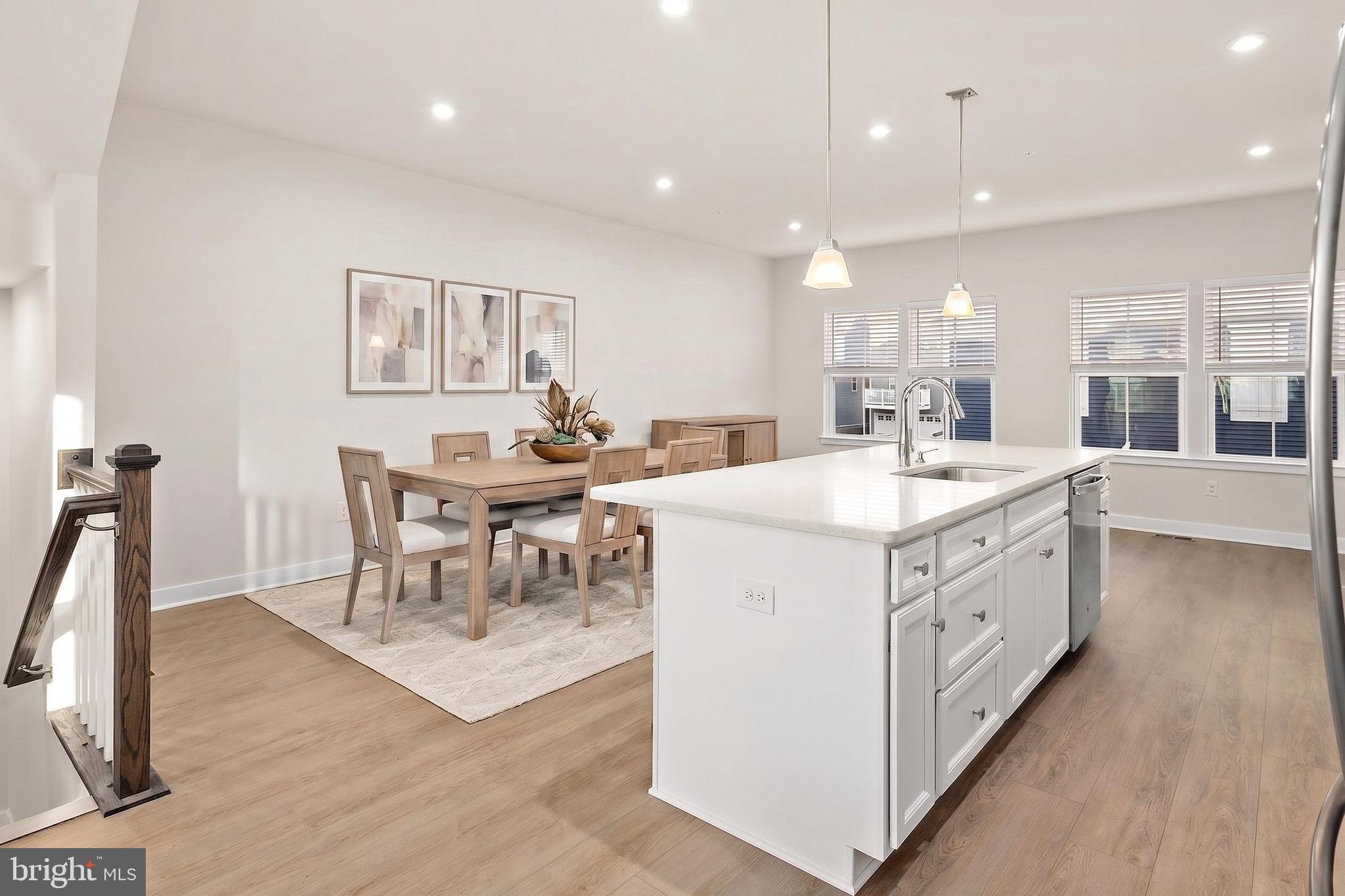 BAYSIDE - Residential