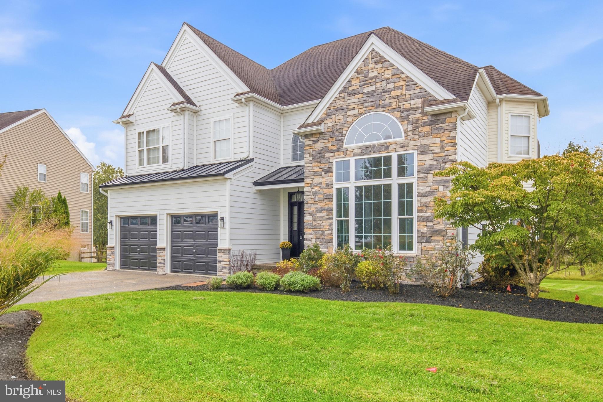 532 MYSTIC LANE