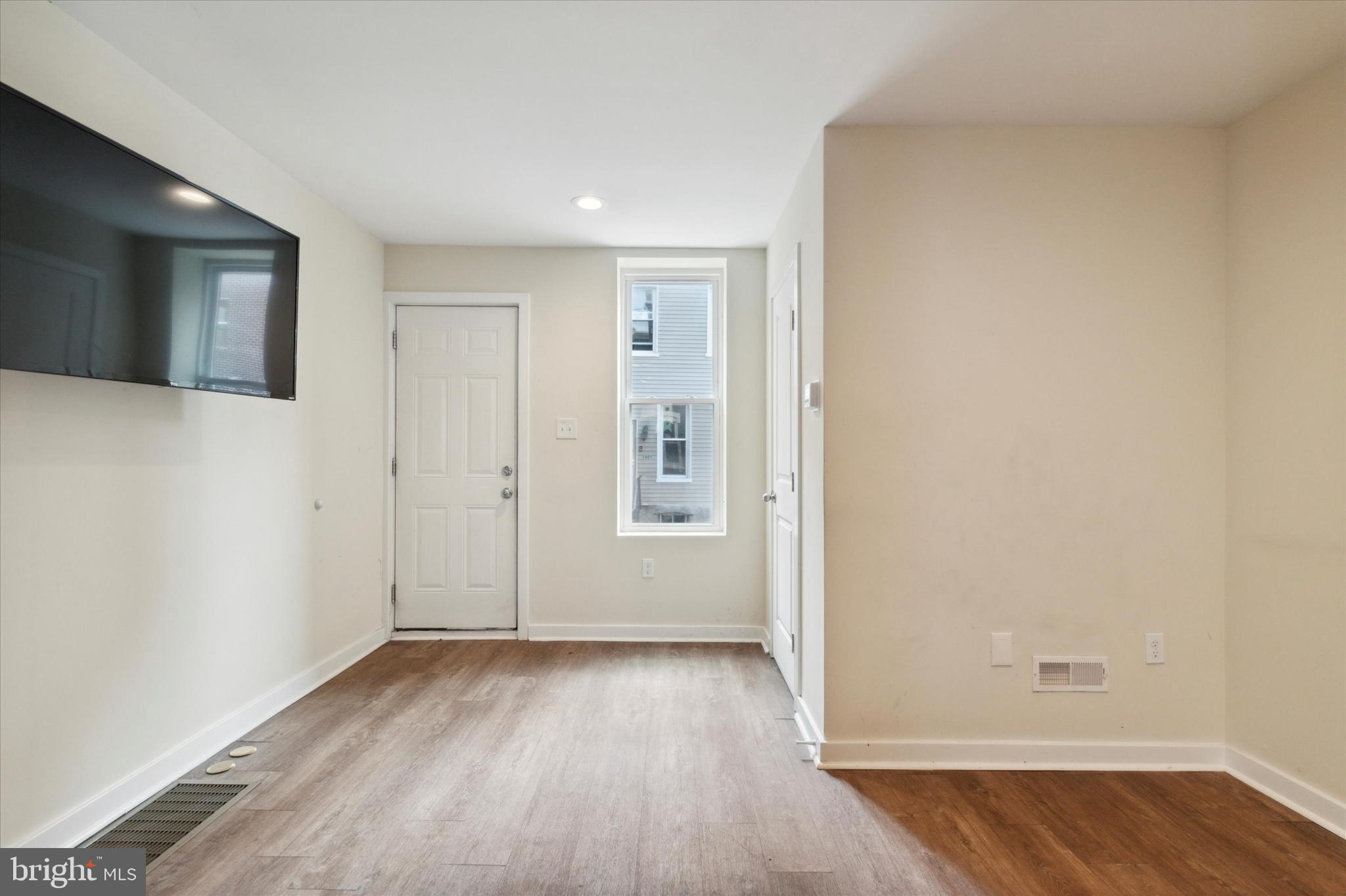 TEMPLE UNIVERSITY - Residential