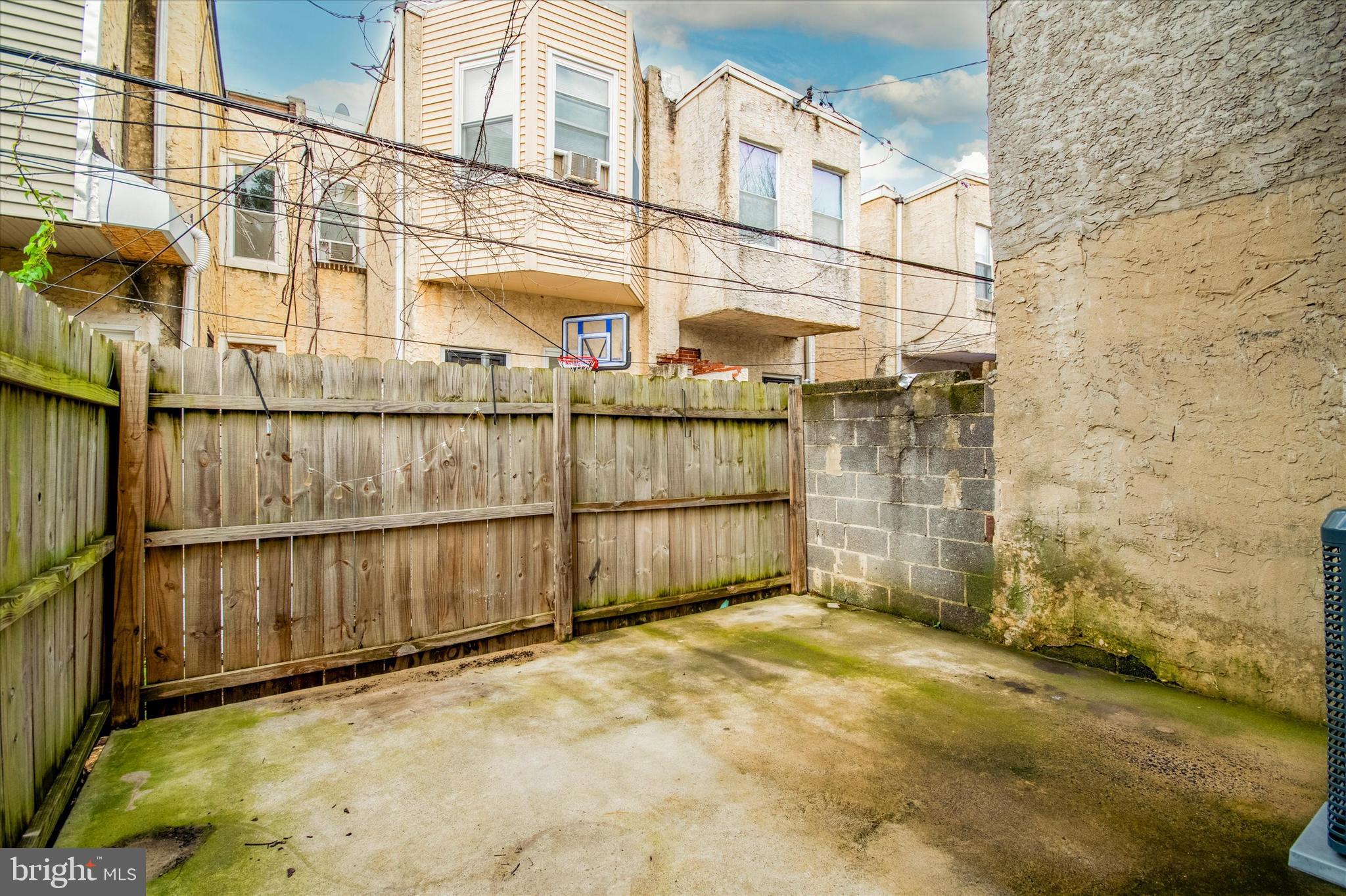 TEMPLE UNIVERSITY - Residential