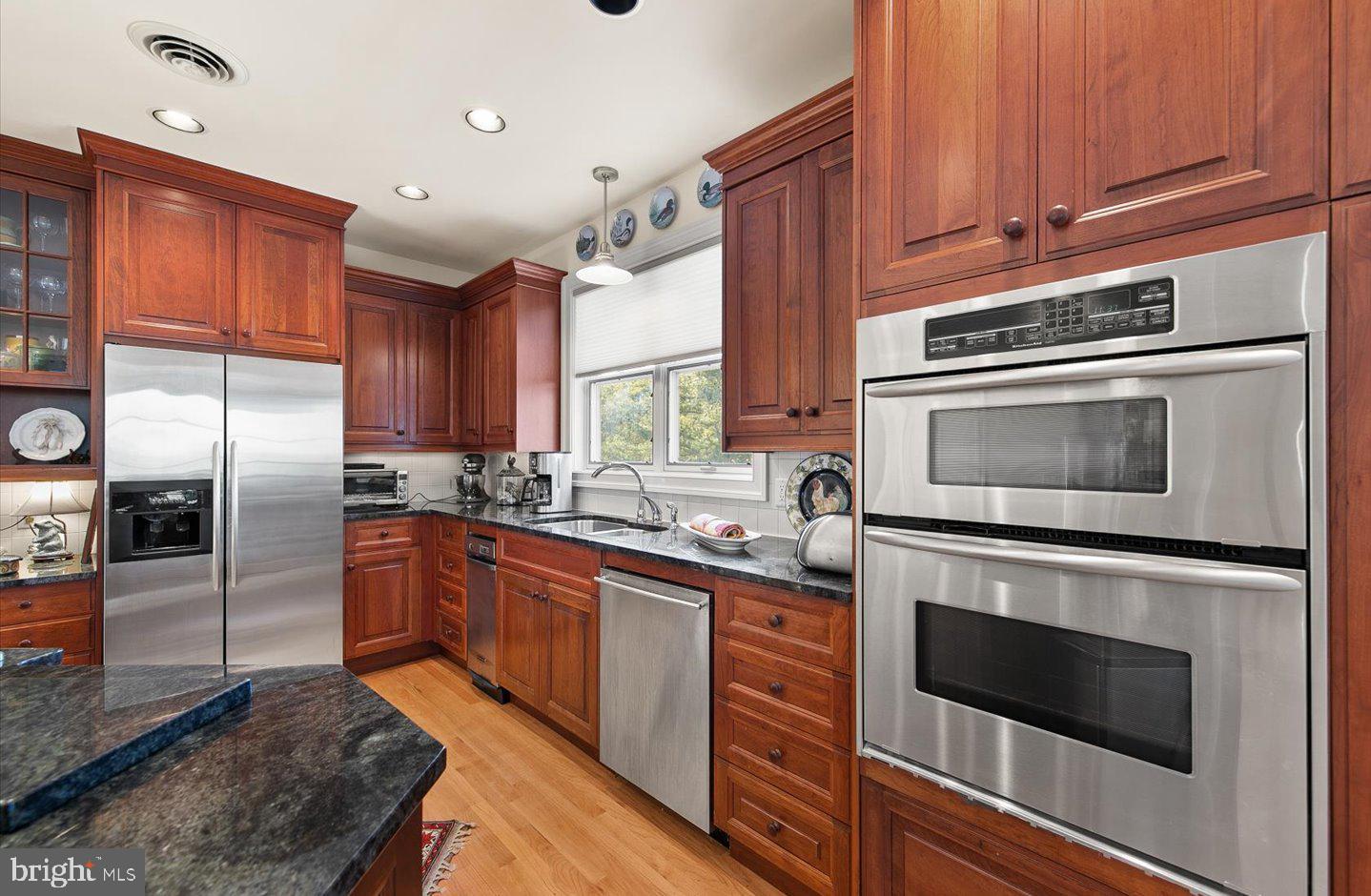NORTH SHORES - Residential