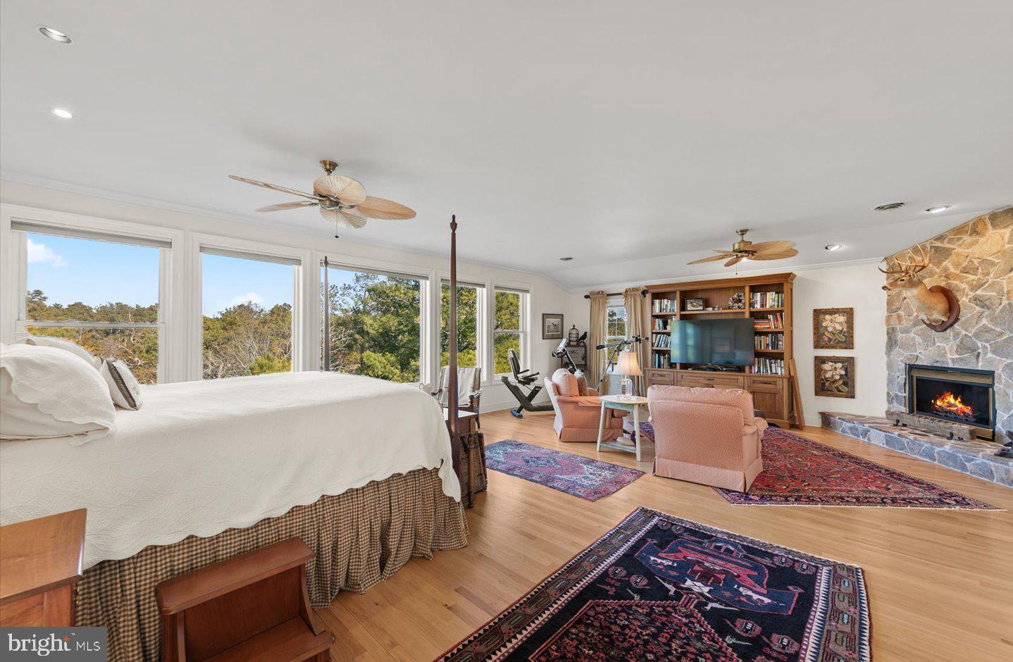 NORTH SHORES - Residential