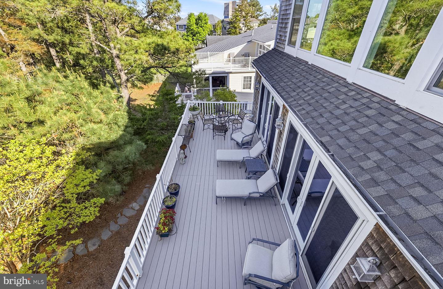 NORTH SHORES - Residential