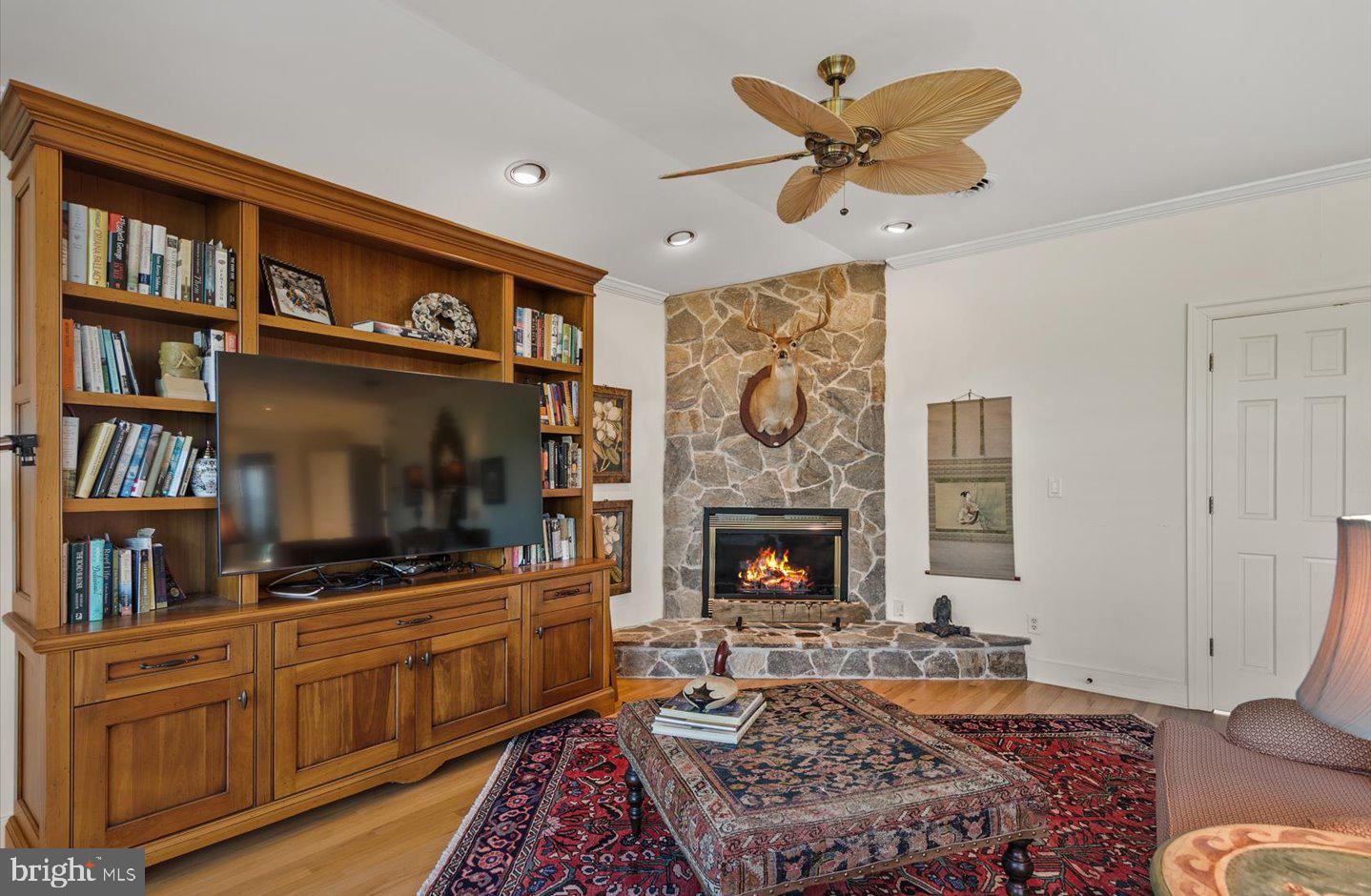 NORTH SHORES - Residential