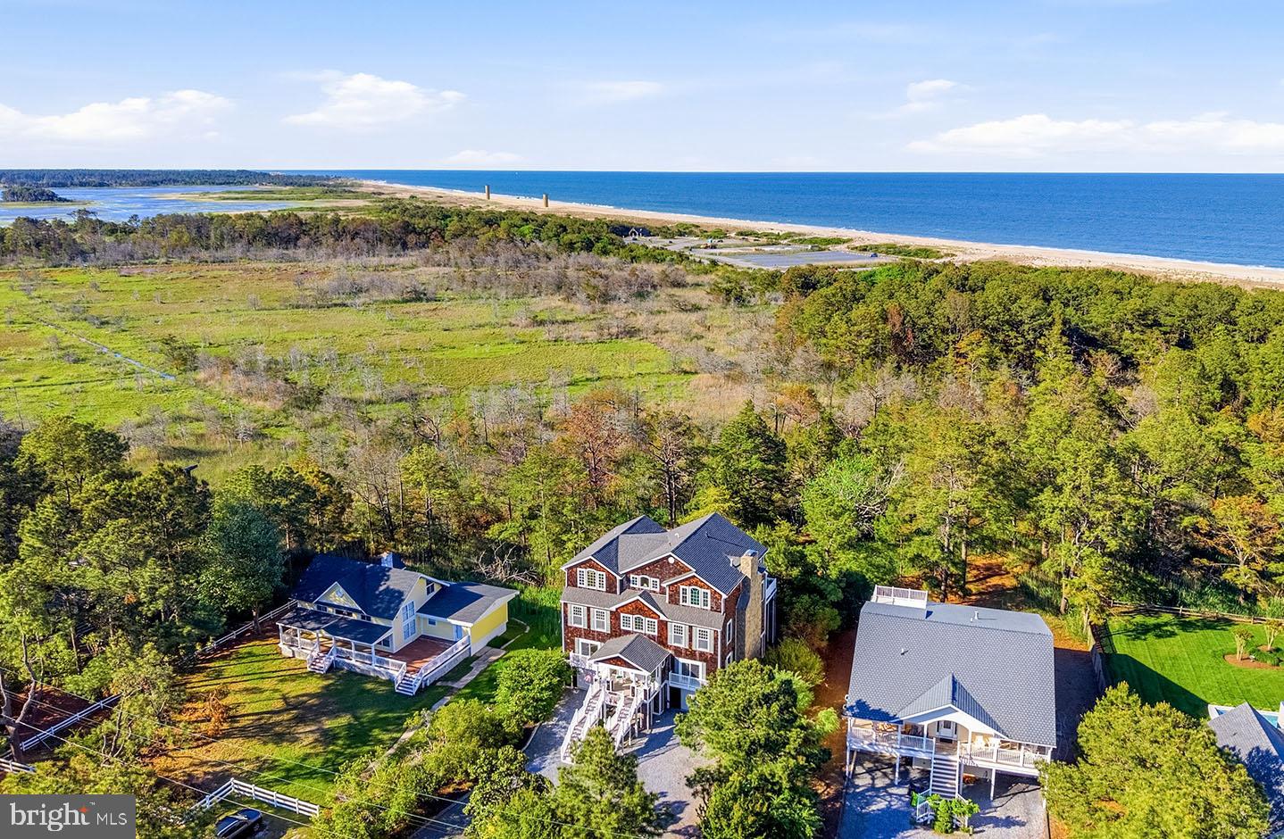 NORTH SHORES - Residential