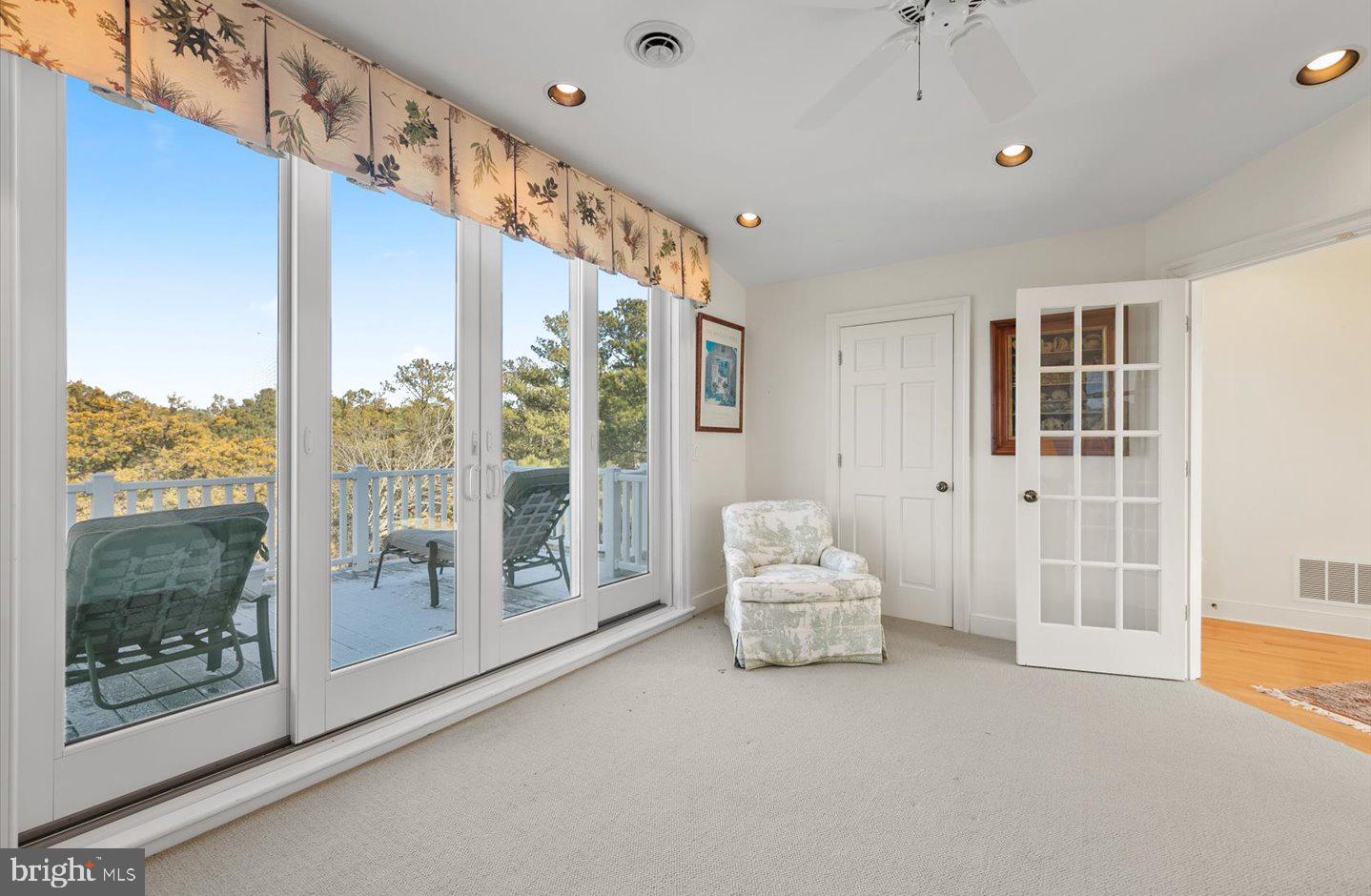 NORTH SHORES - Residential