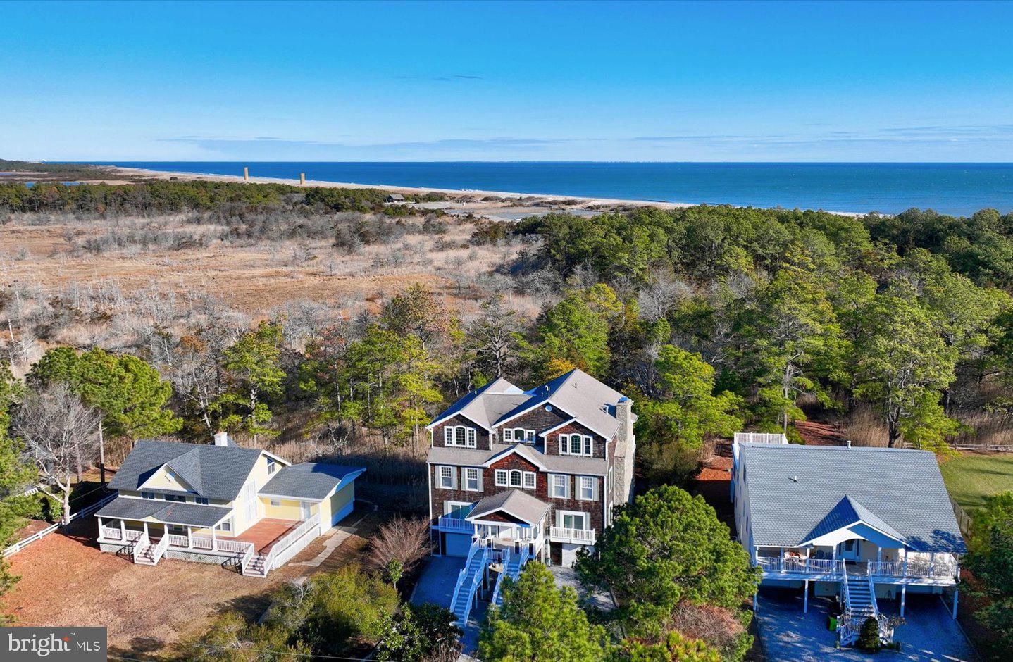 NORTH SHORES - Residential