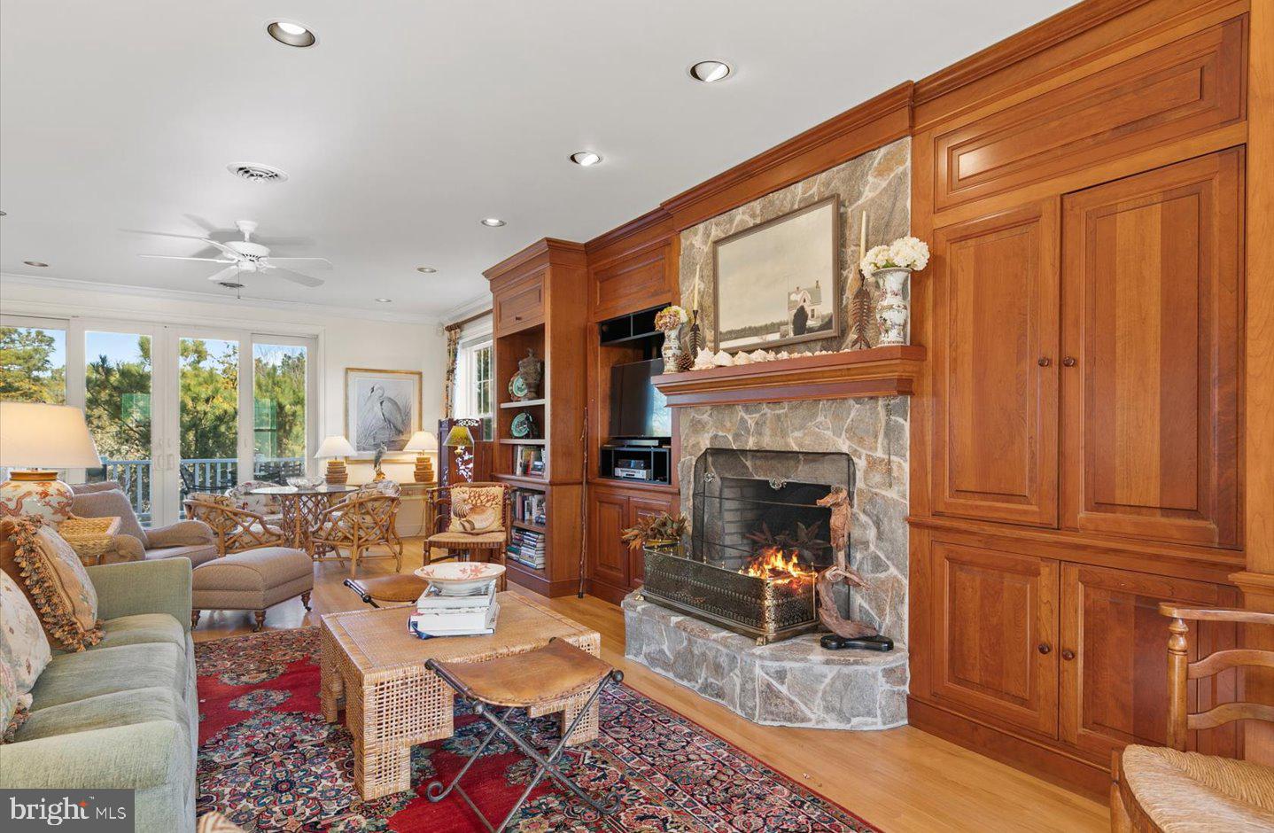 NORTH SHORES - Residential