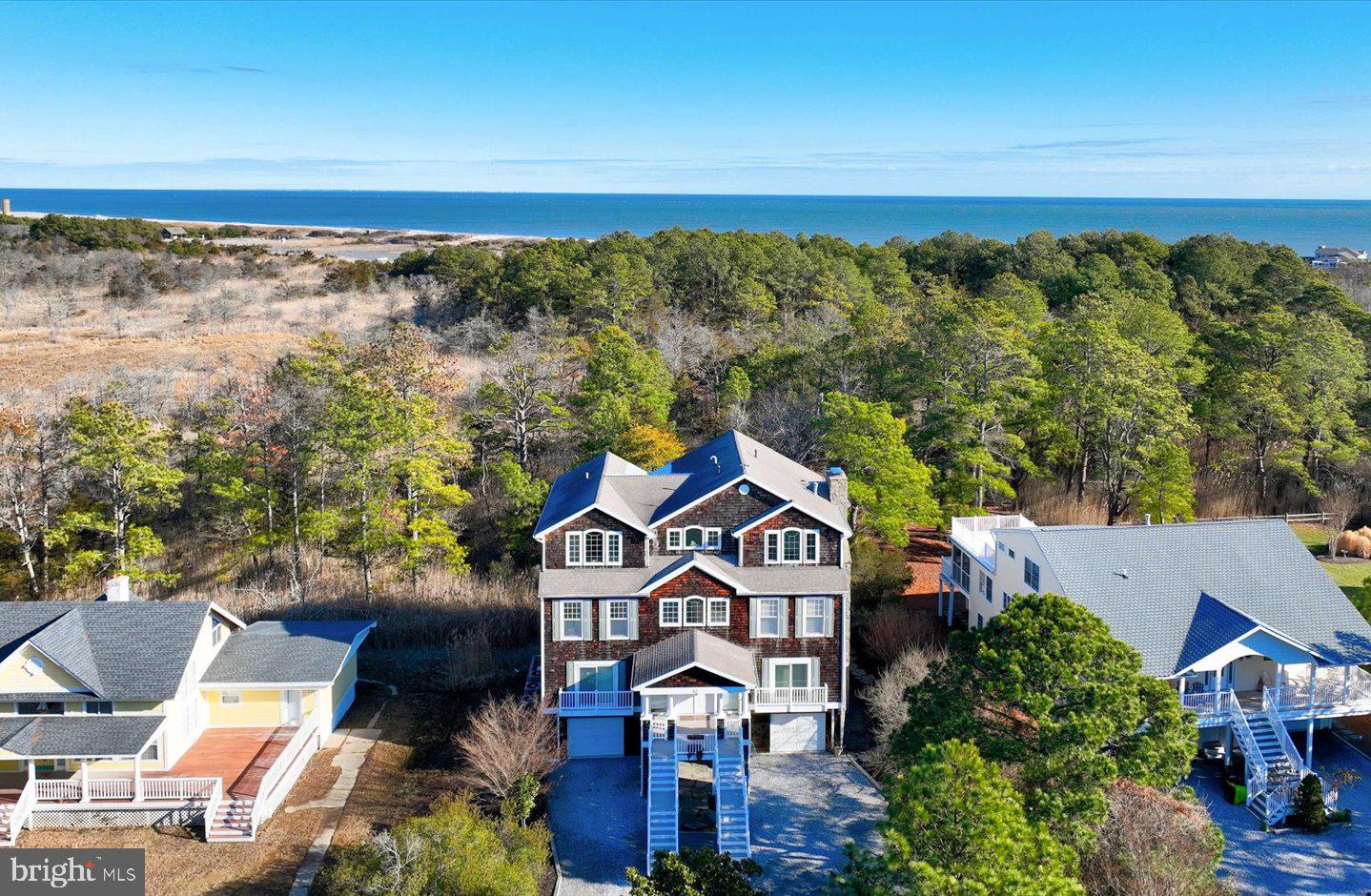 NORTH SHORES - Residential