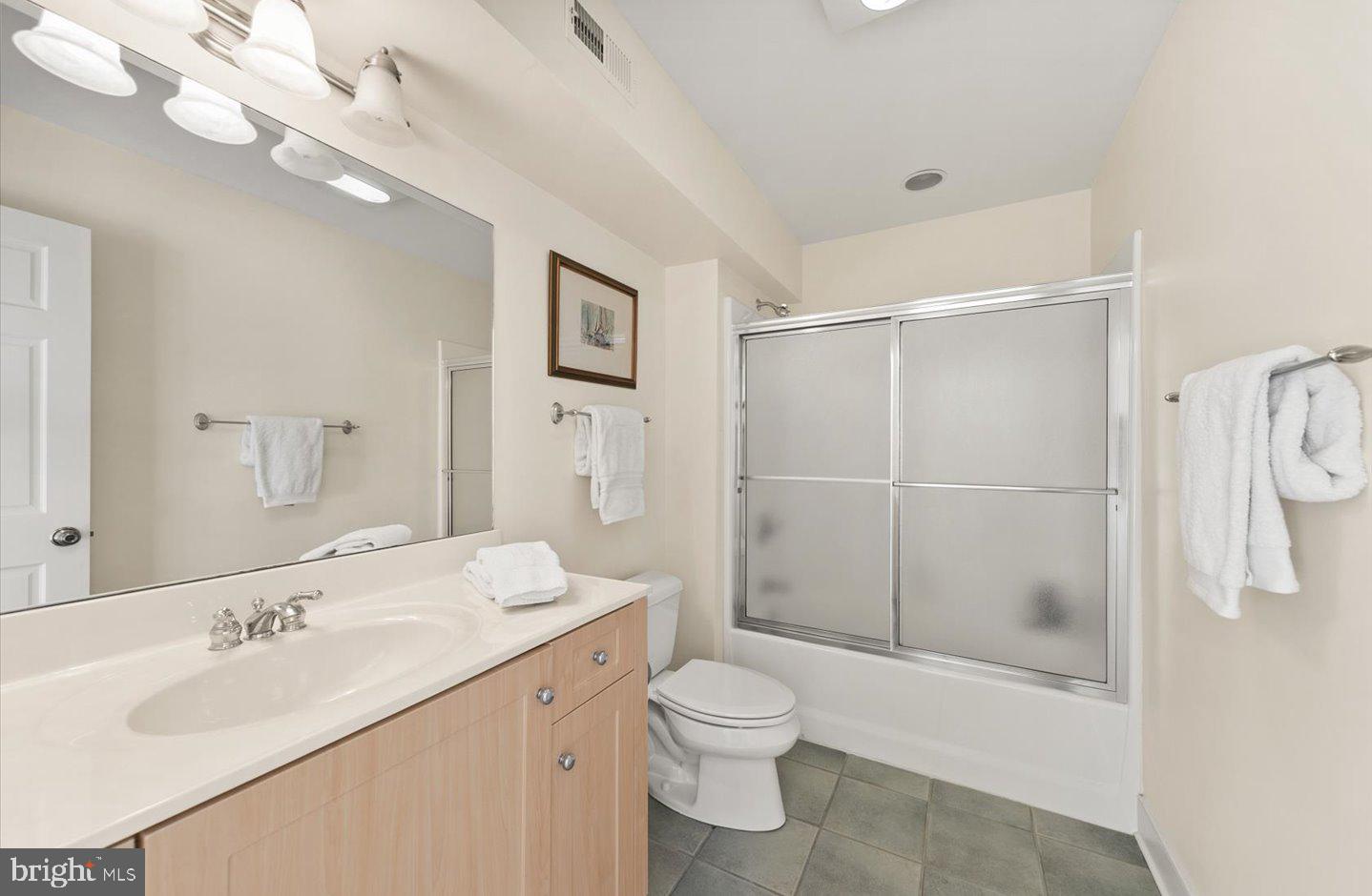 NORTH SHORES - Residential