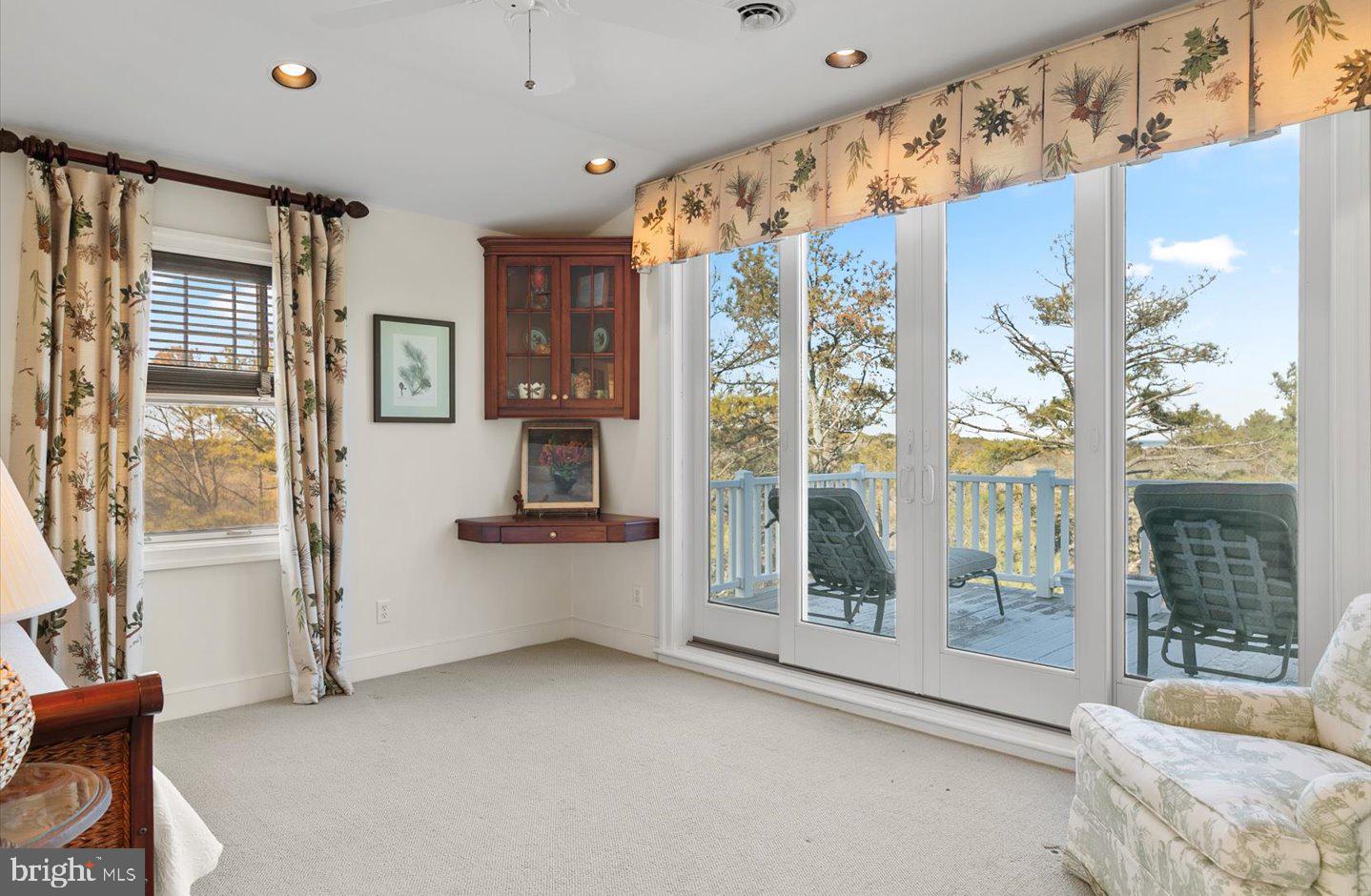 NORTH SHORES - Residential