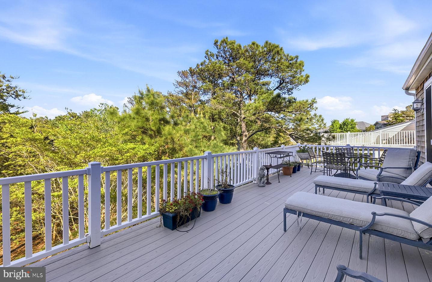 NORTH SHORES - Residential