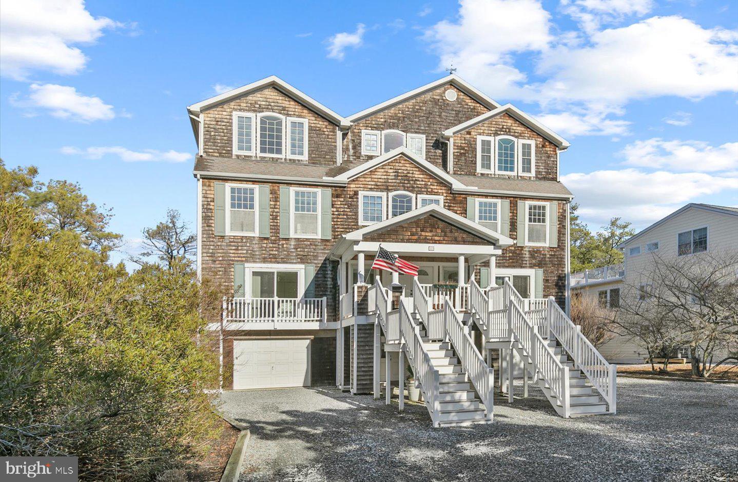 NORTH SHORES - Residential