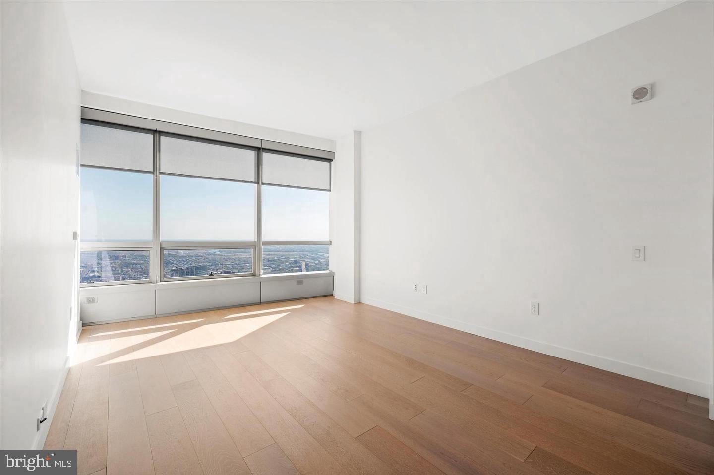 2930 WALNUT STREET 3920