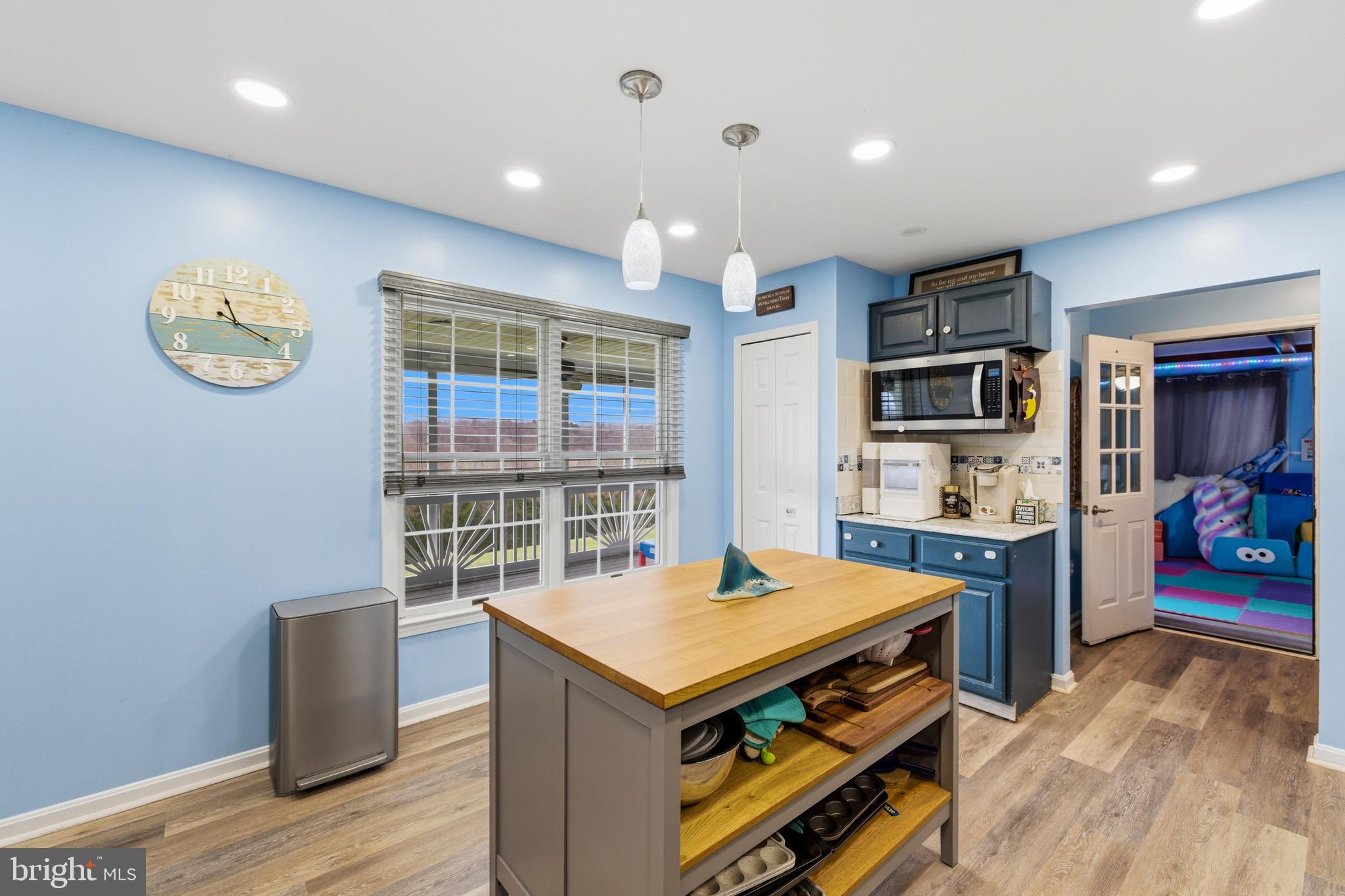 LAZY RIVER ESTATES - Residential