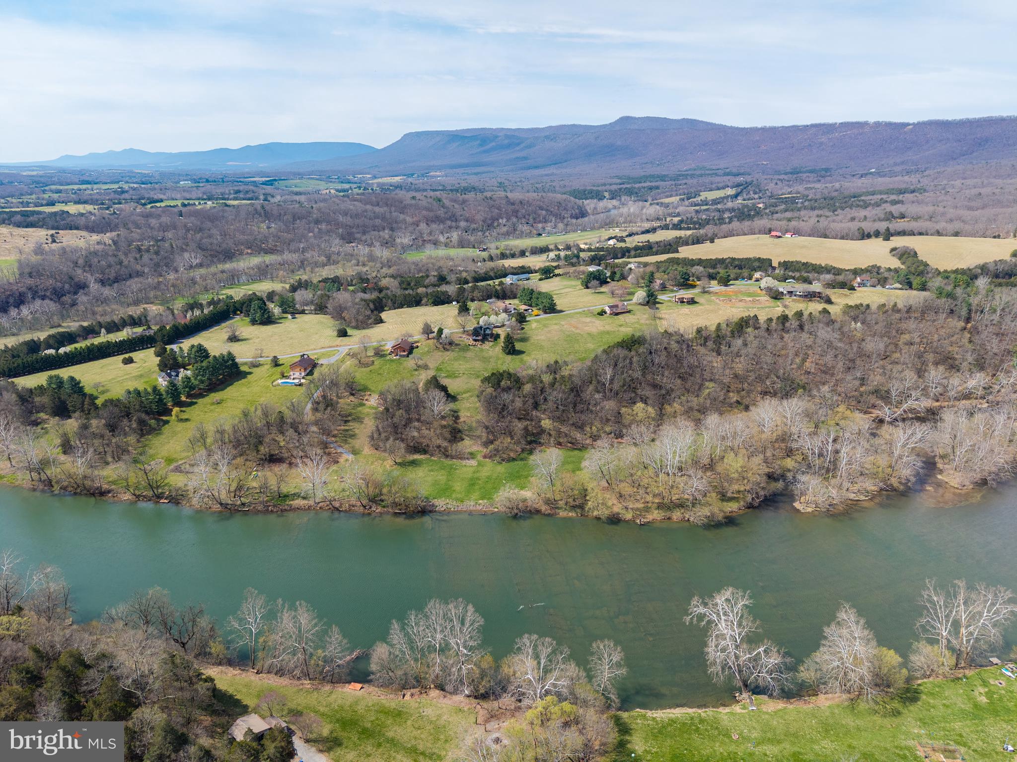 LAZY RIVER ESTATES - Residential