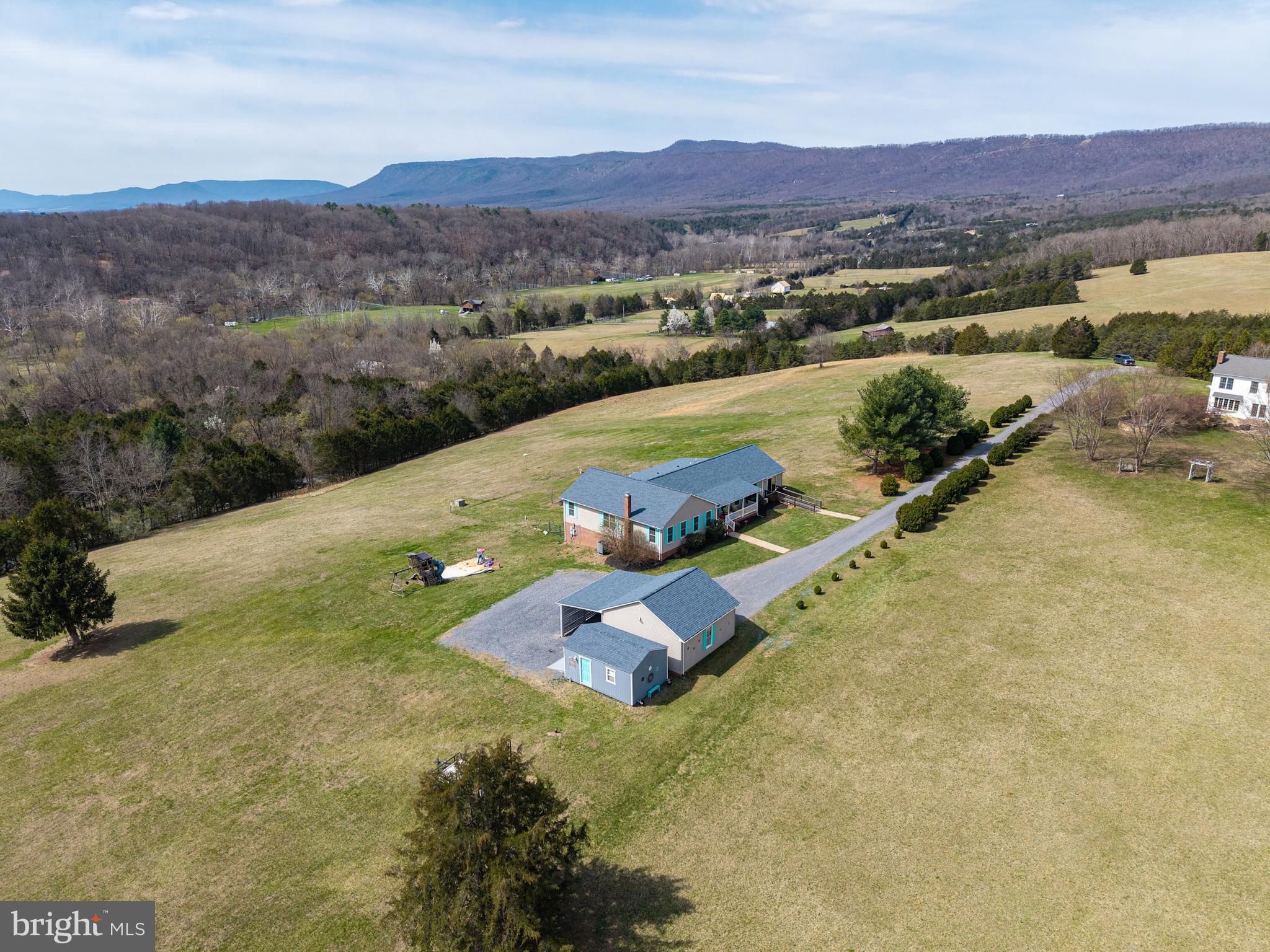 LAZY RIVER ESTATES - Residential