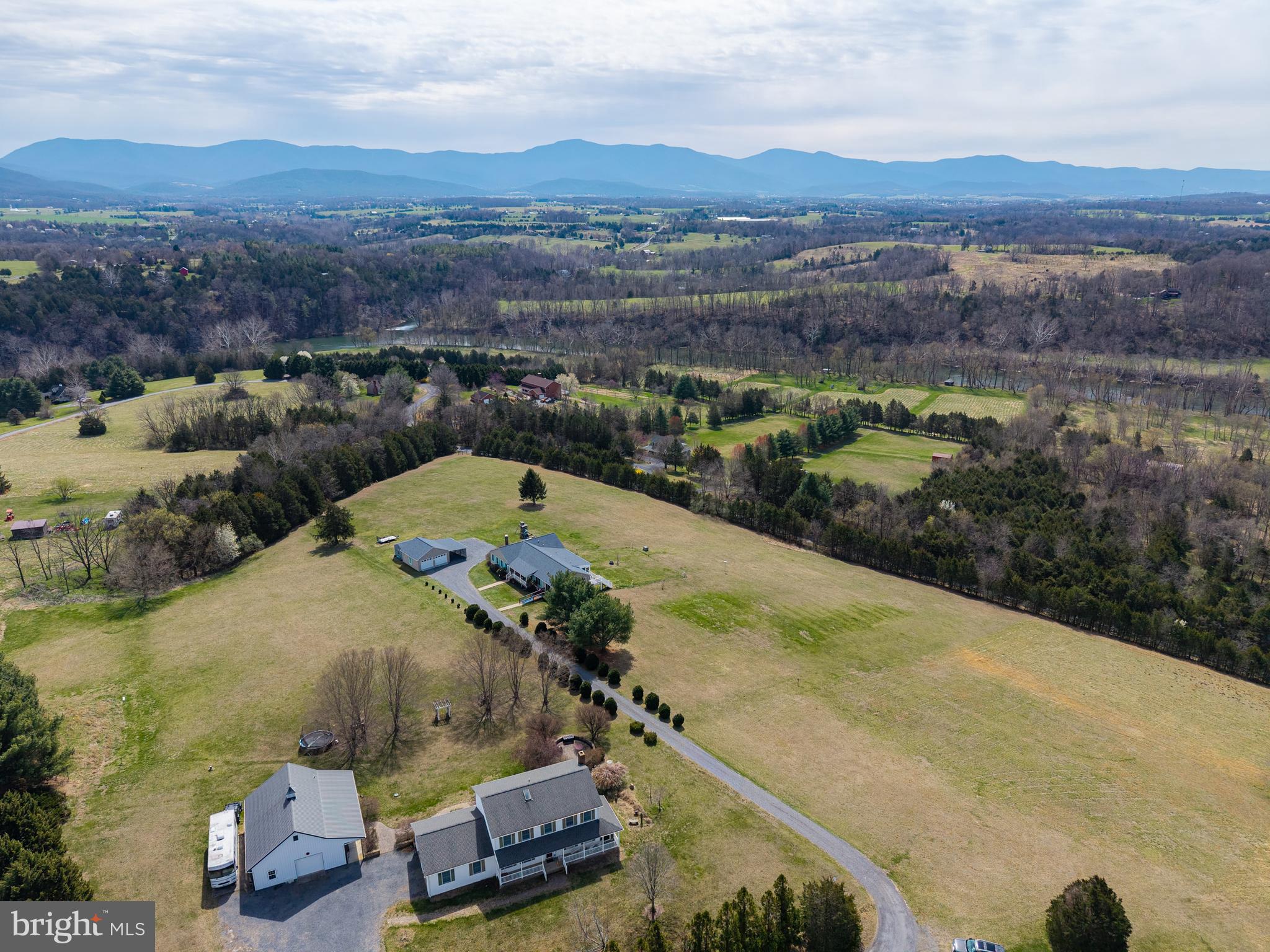 LAZY RIVER ESTATES - Residential